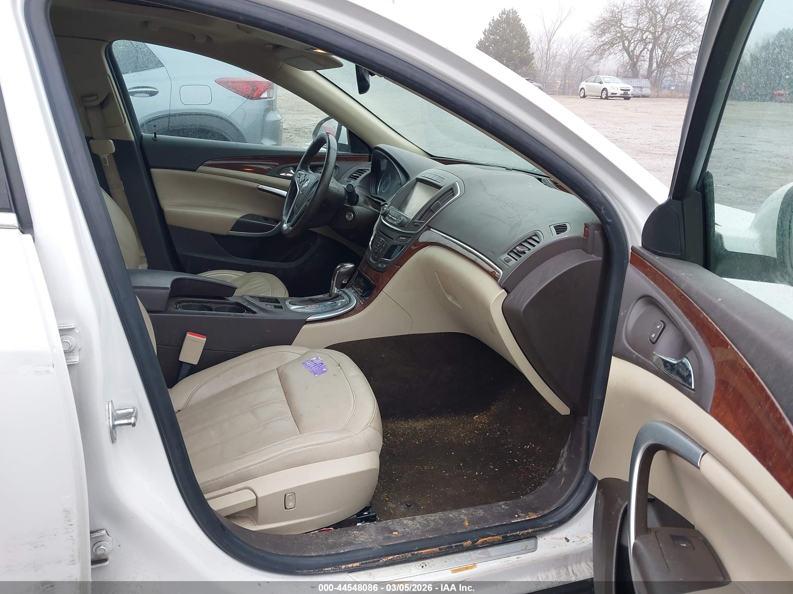 BUICK REGAL image 5