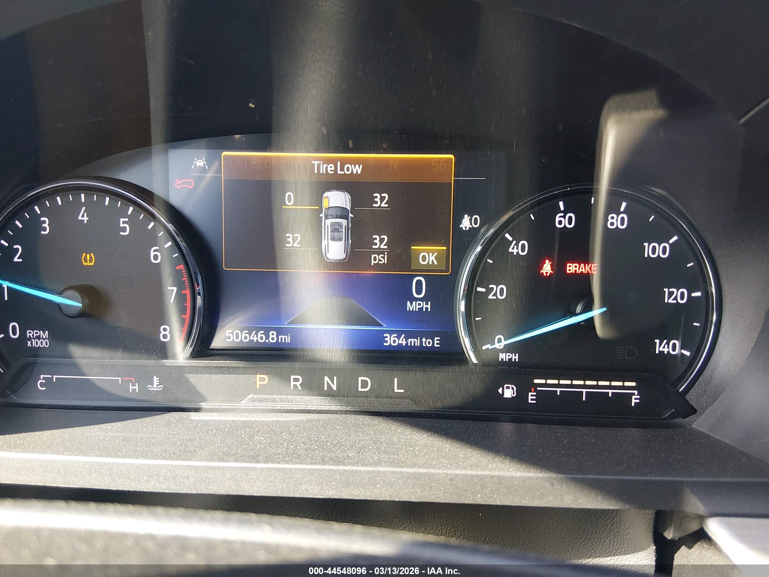 FORD EXPLORER image 7