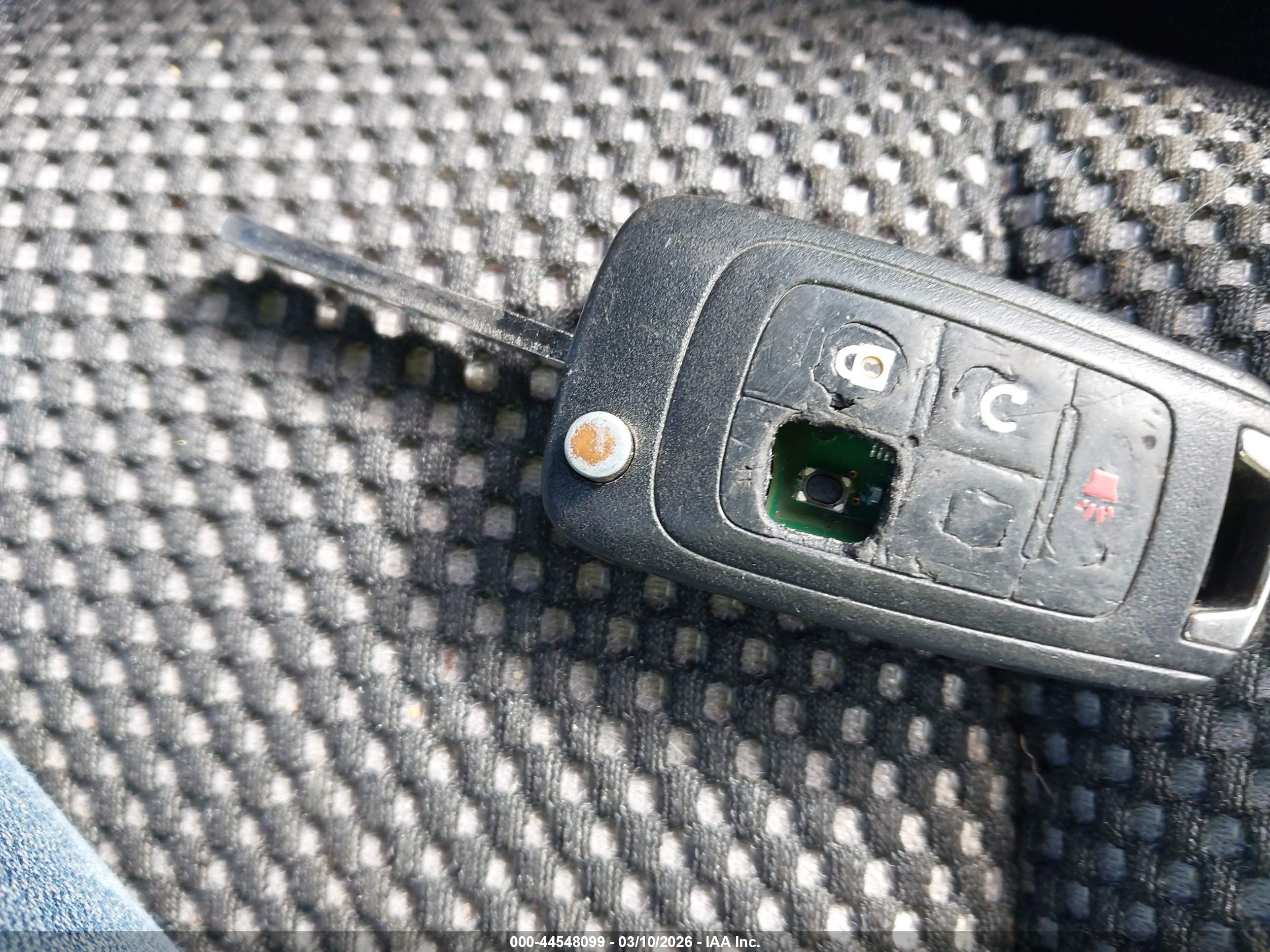 CHEVROLET EQUINOX image 11
