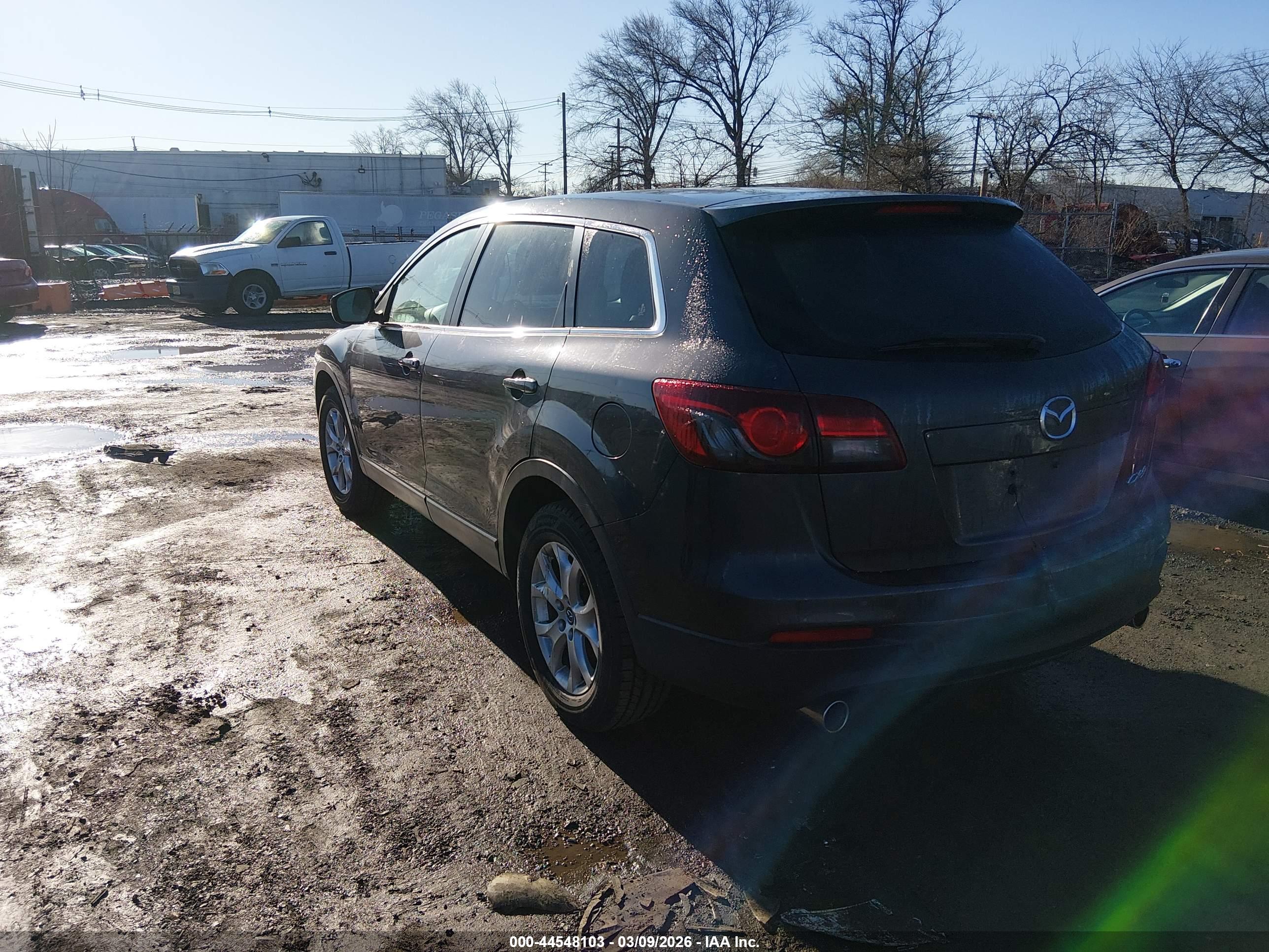 MAZDA CX-9 image 3