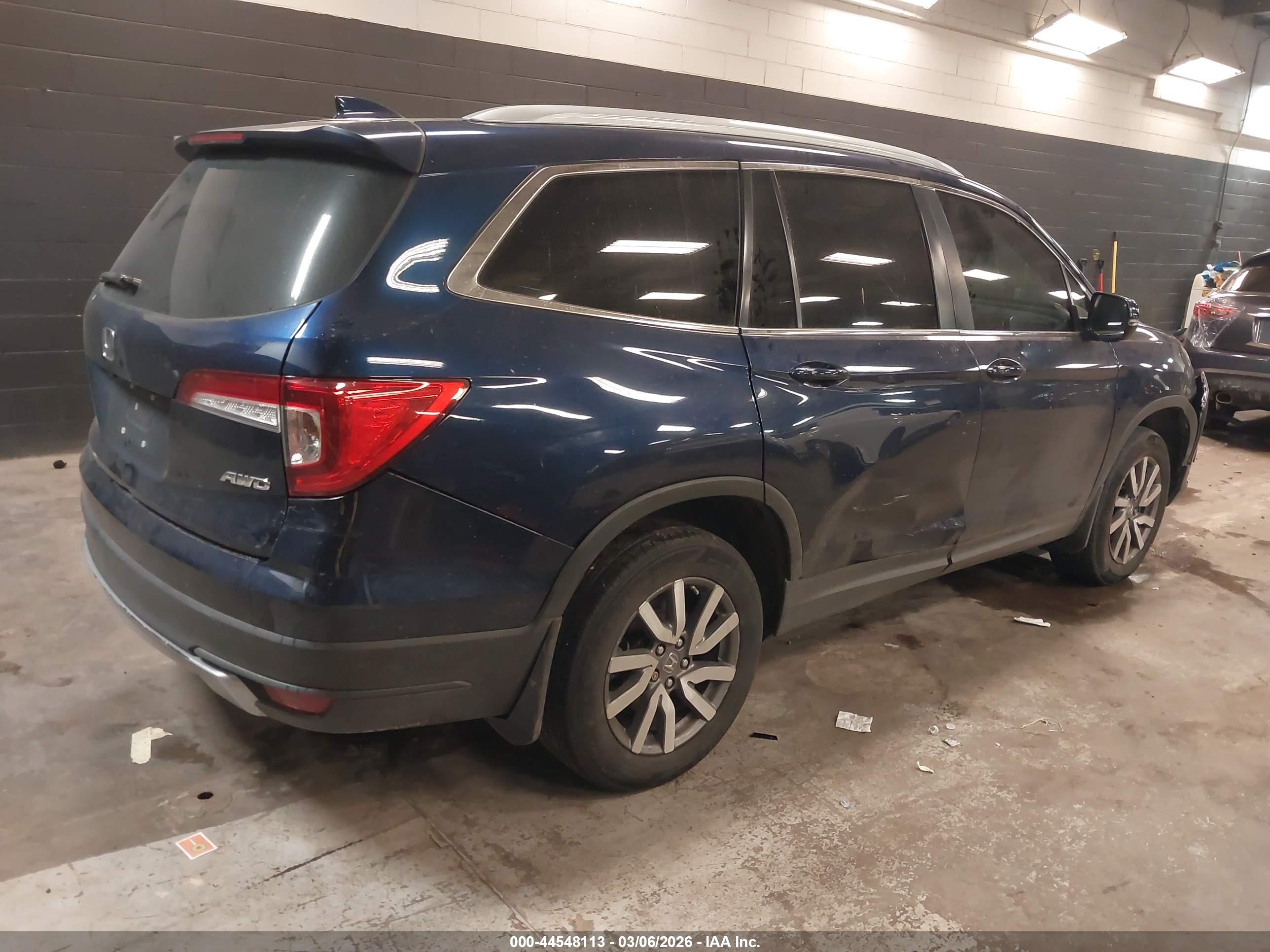 HONDA PILOT image 4