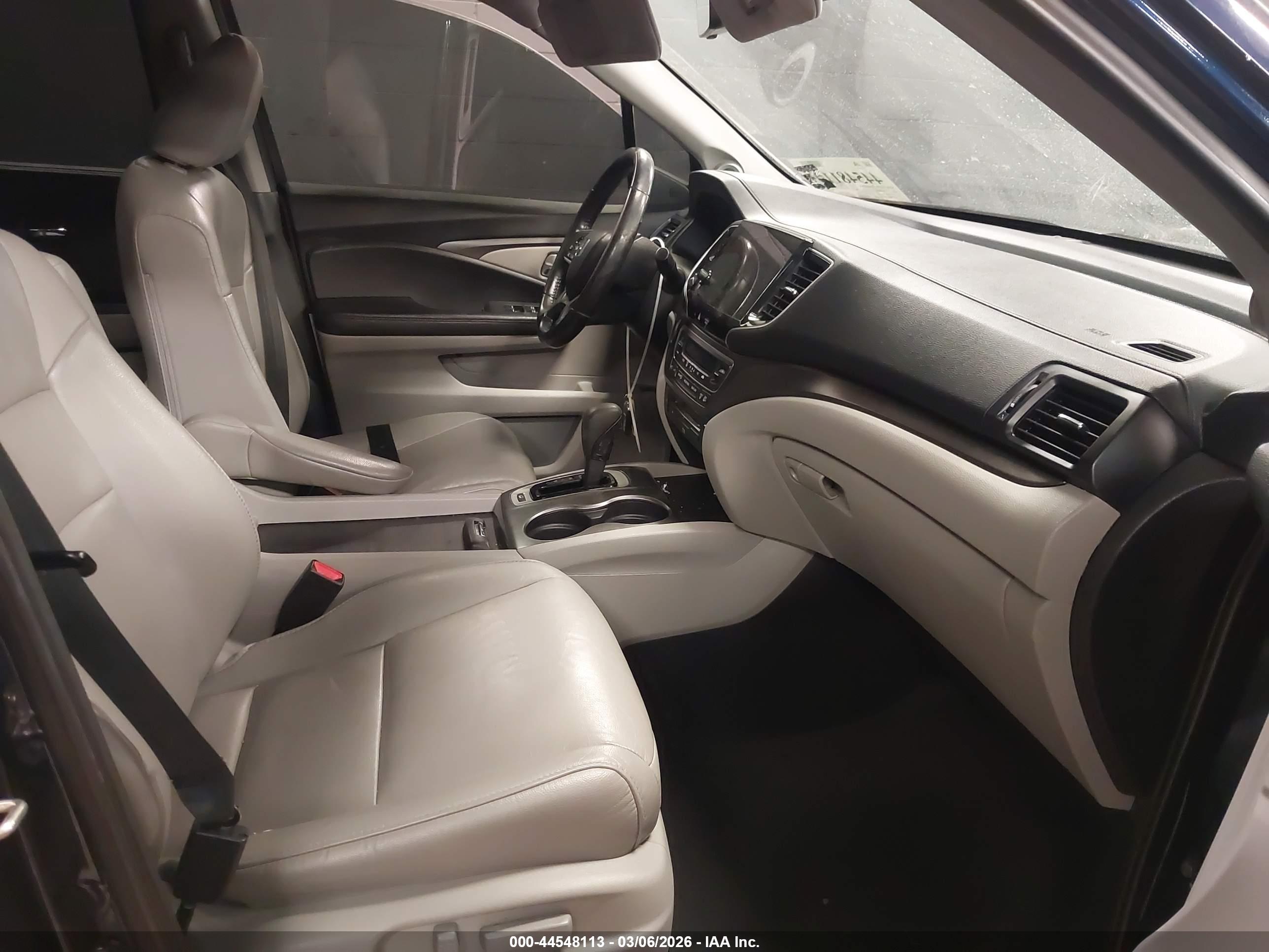 HONDA PILOT image 5