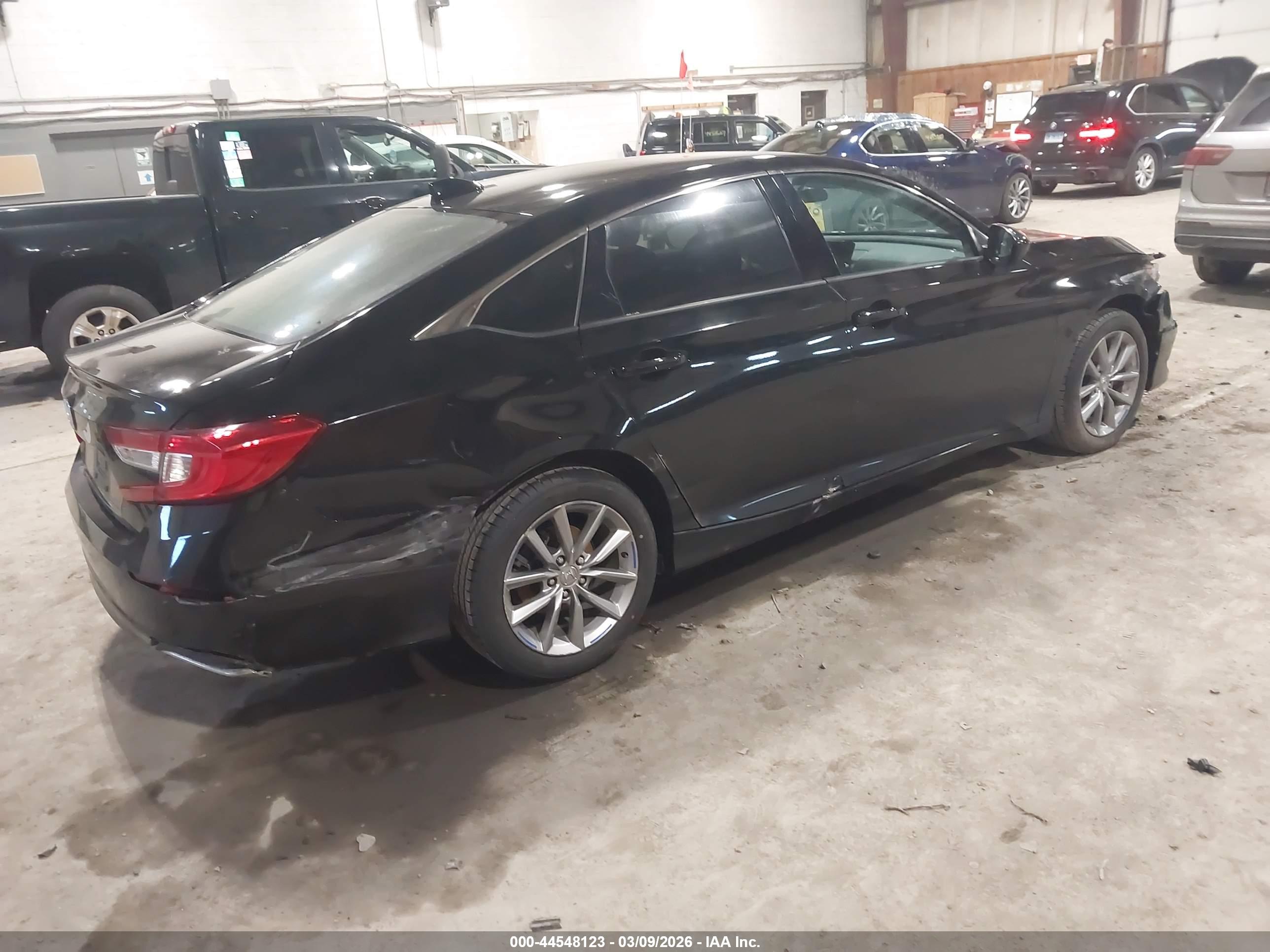 HONDA ACCORD image 4