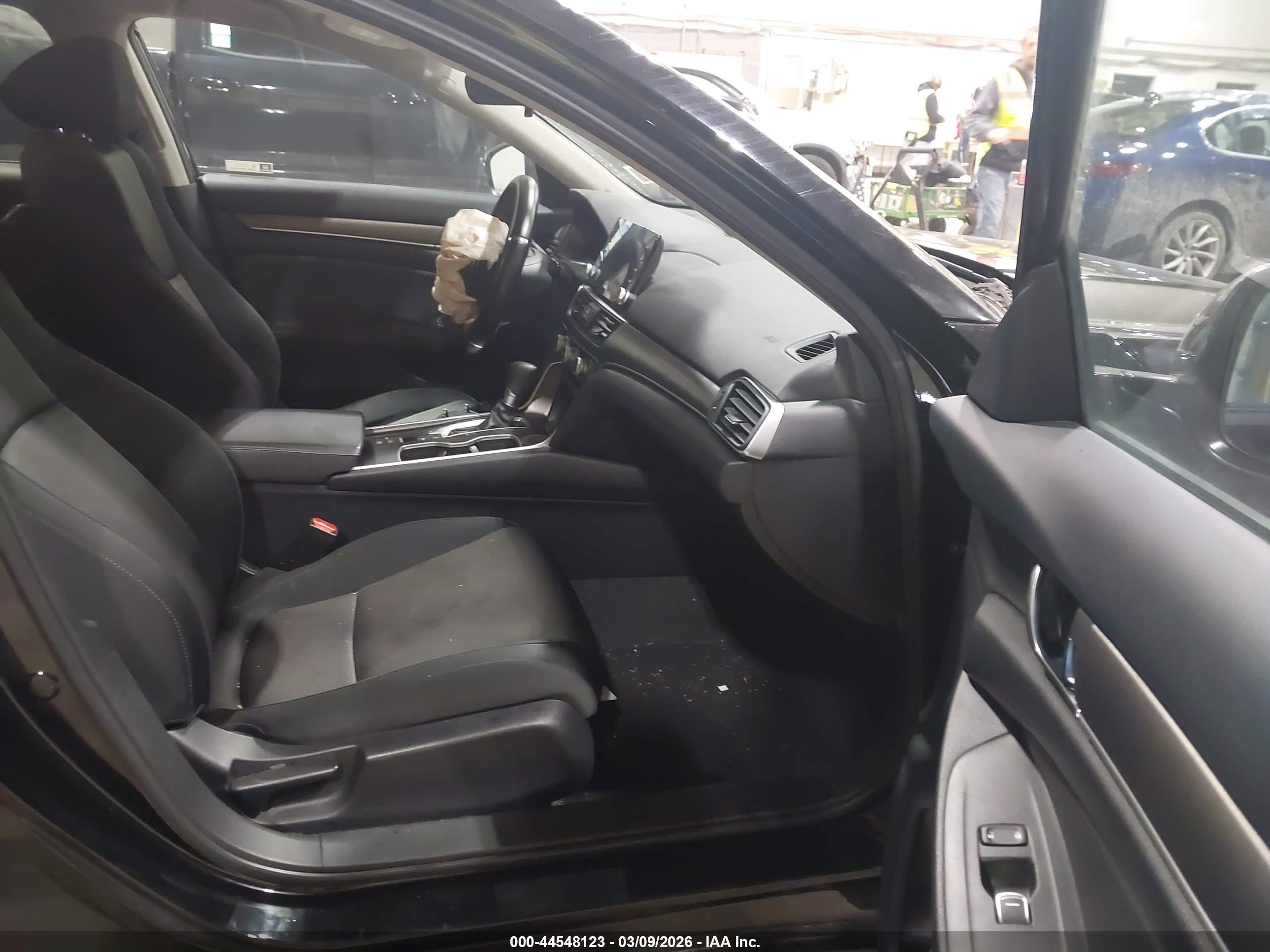 HONDA ACCORD image 5