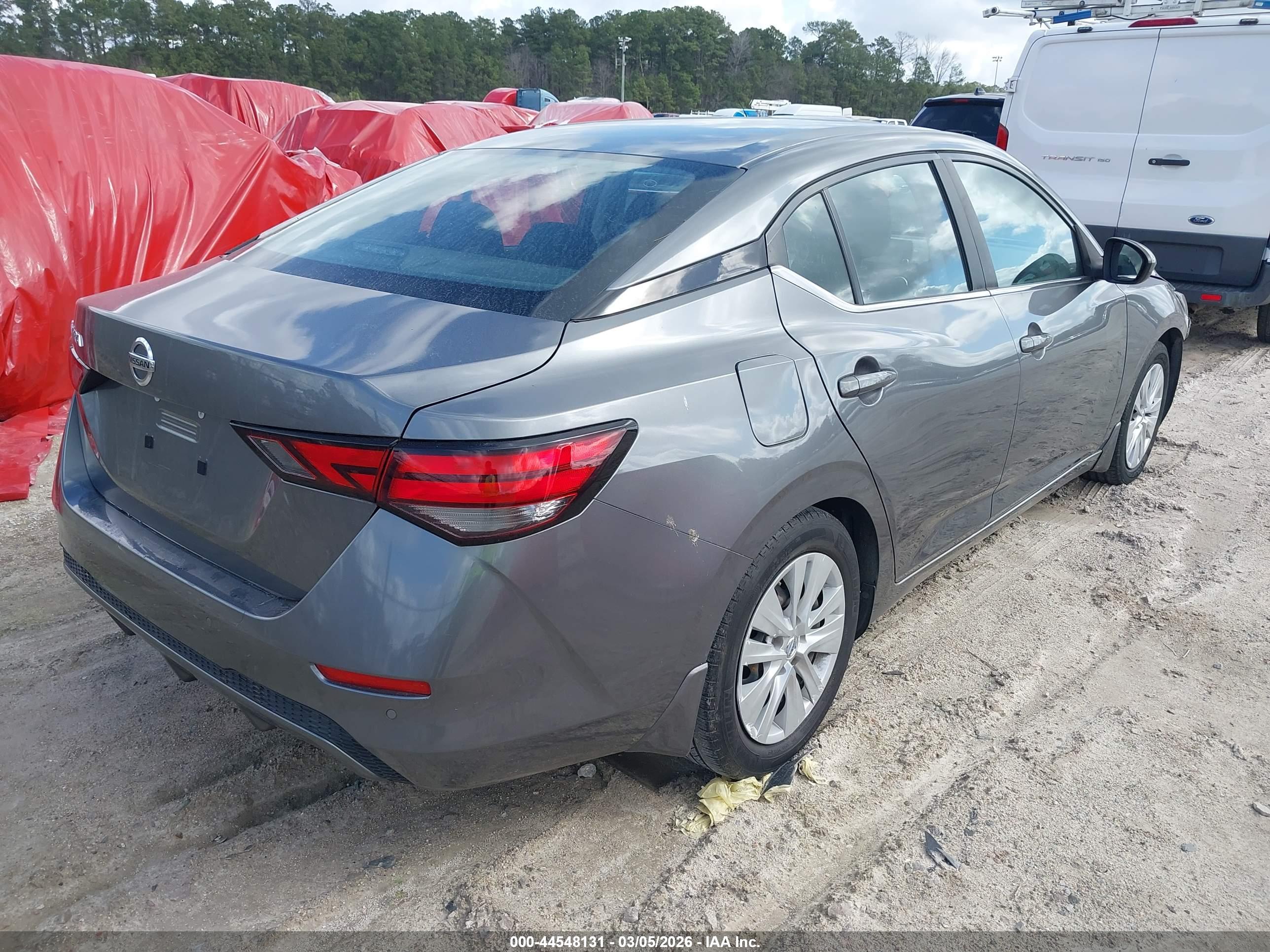NISSAN SENTRA image 4