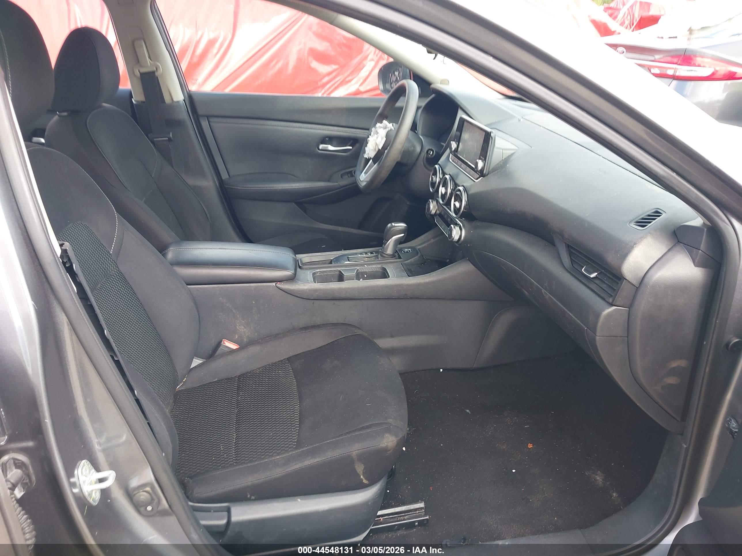 NISSAN SENTRA image 5