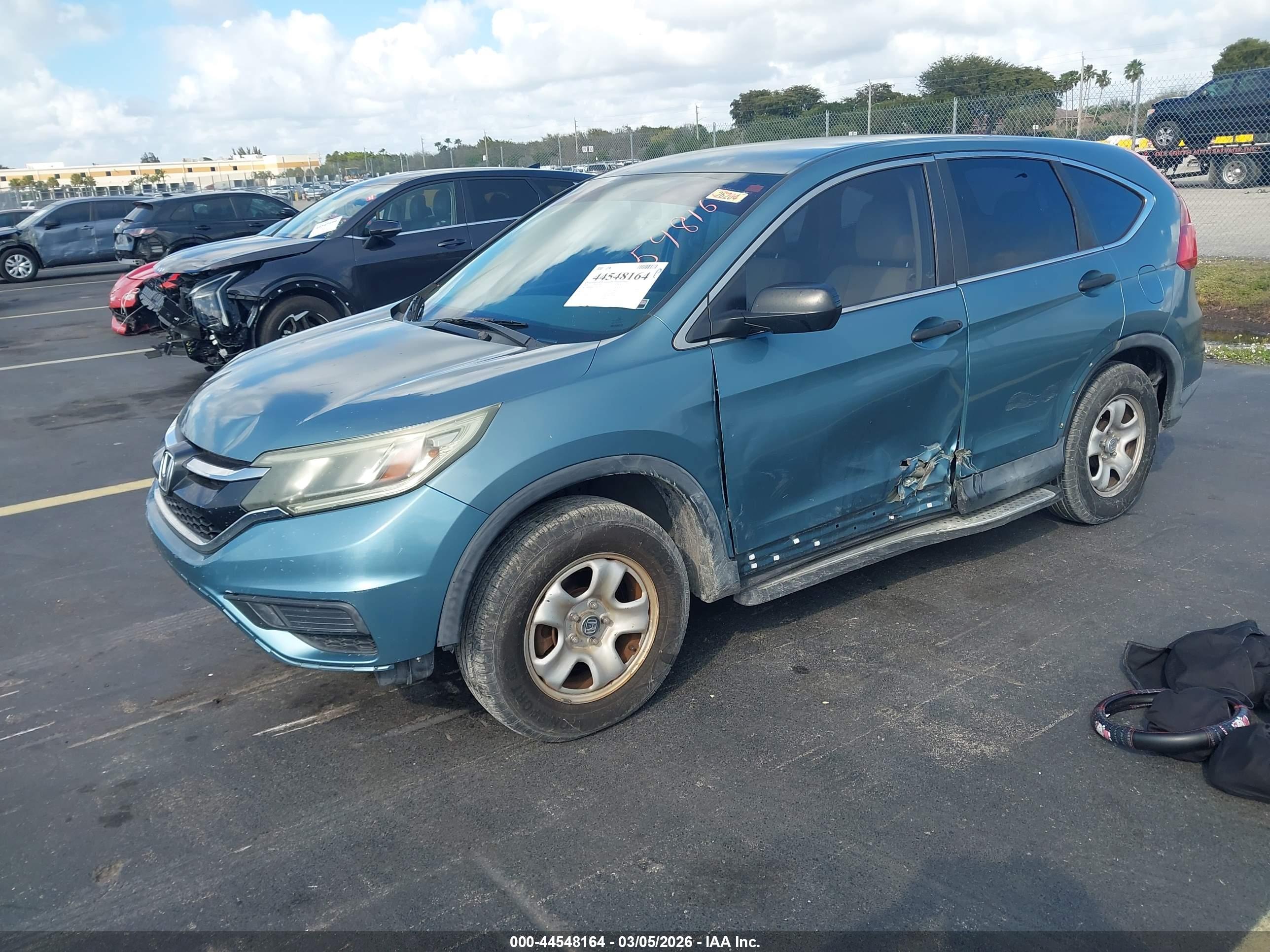 HONDA CR-V image 2