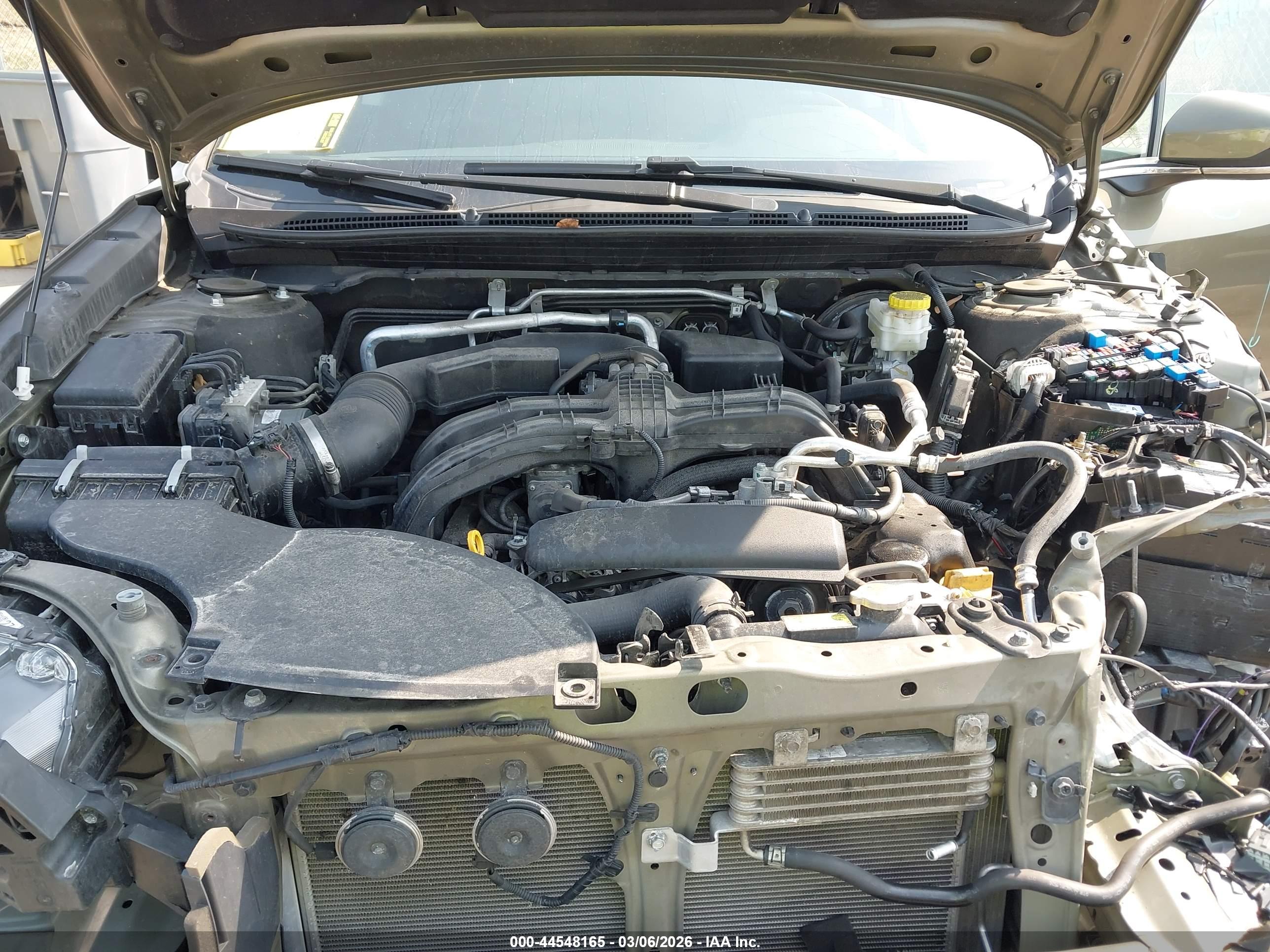SUBARU OUTBACK image 10