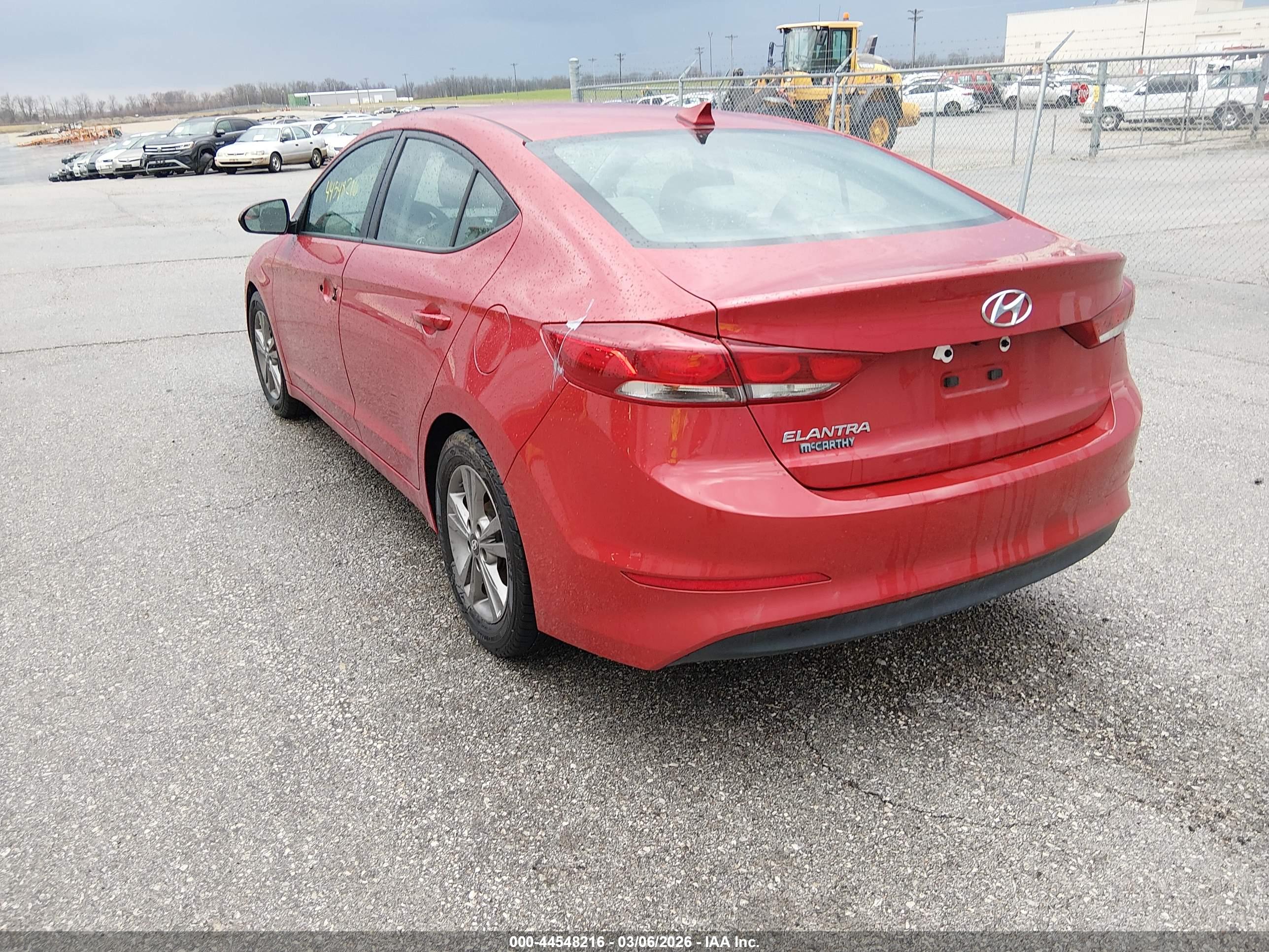HYUNDAI ELANTRA image 3