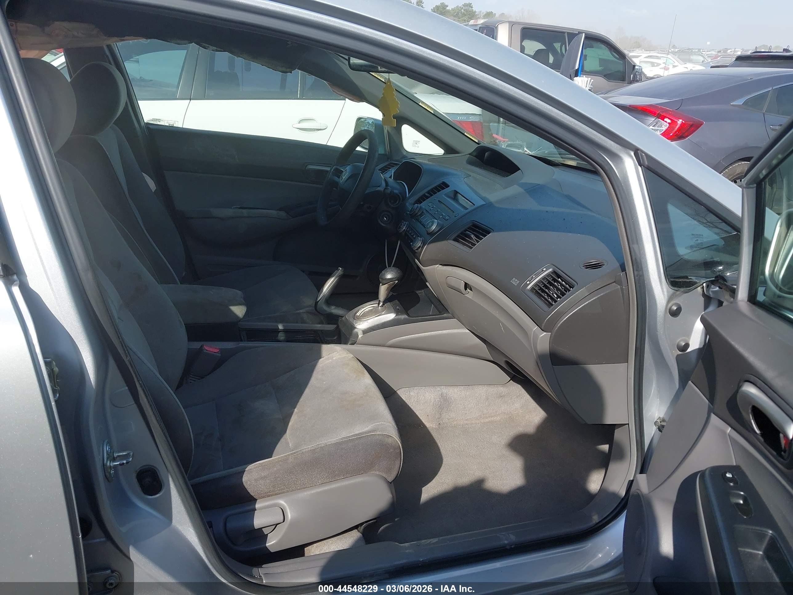 HONDA CIVIC image 5
