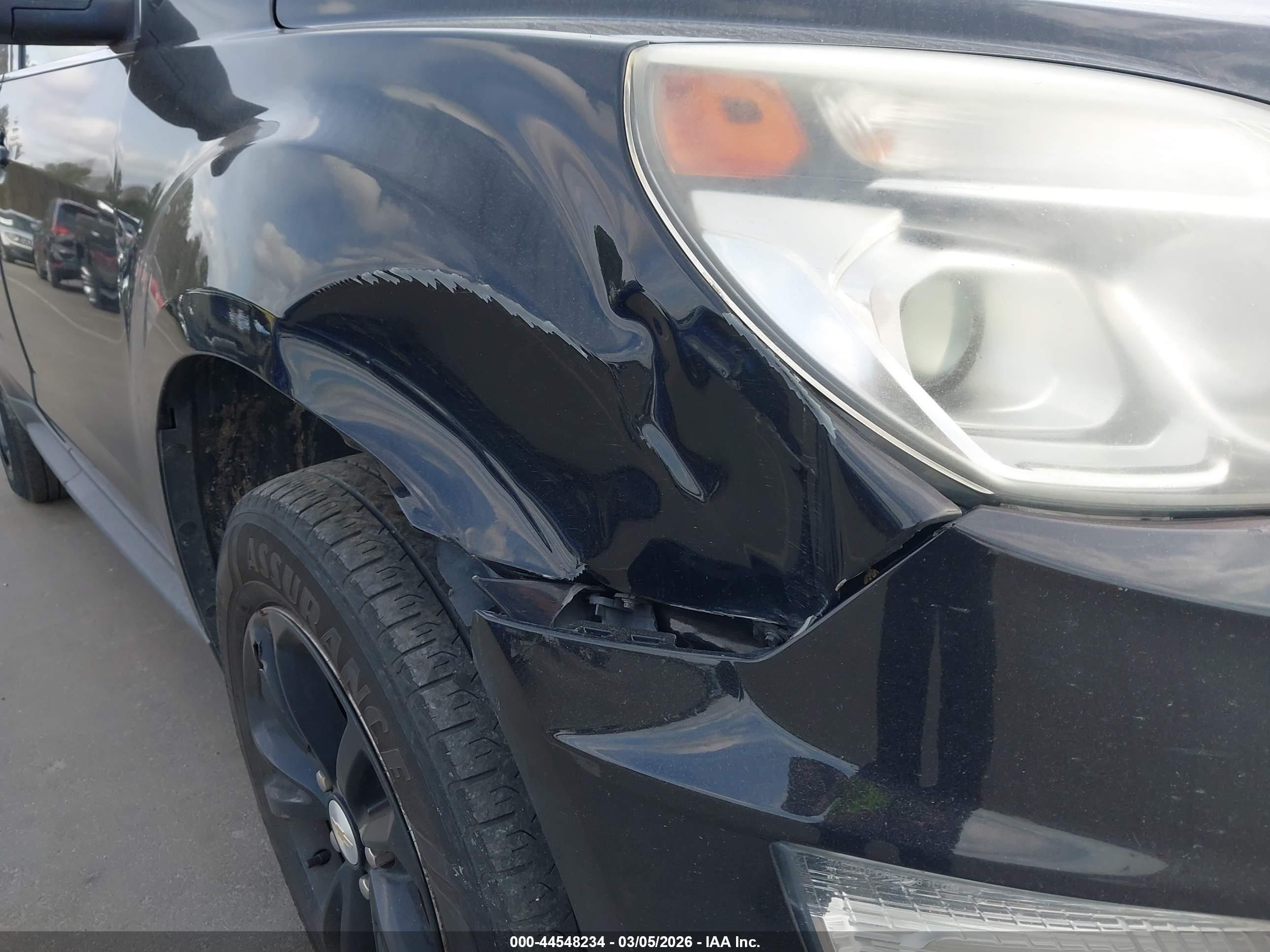 CHEVROLET EQUINOX image 6