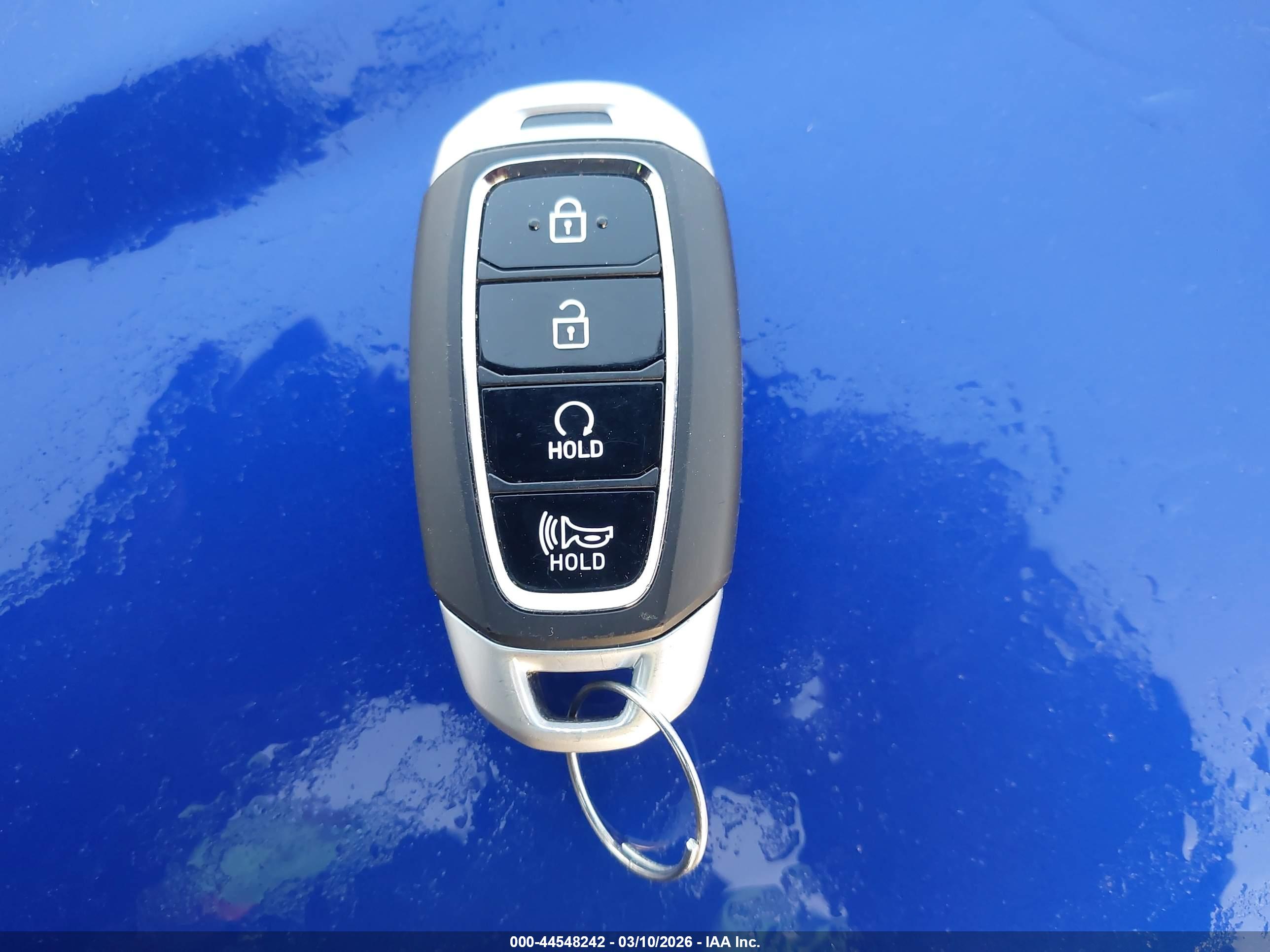 HYUNDAI VENUE image 11