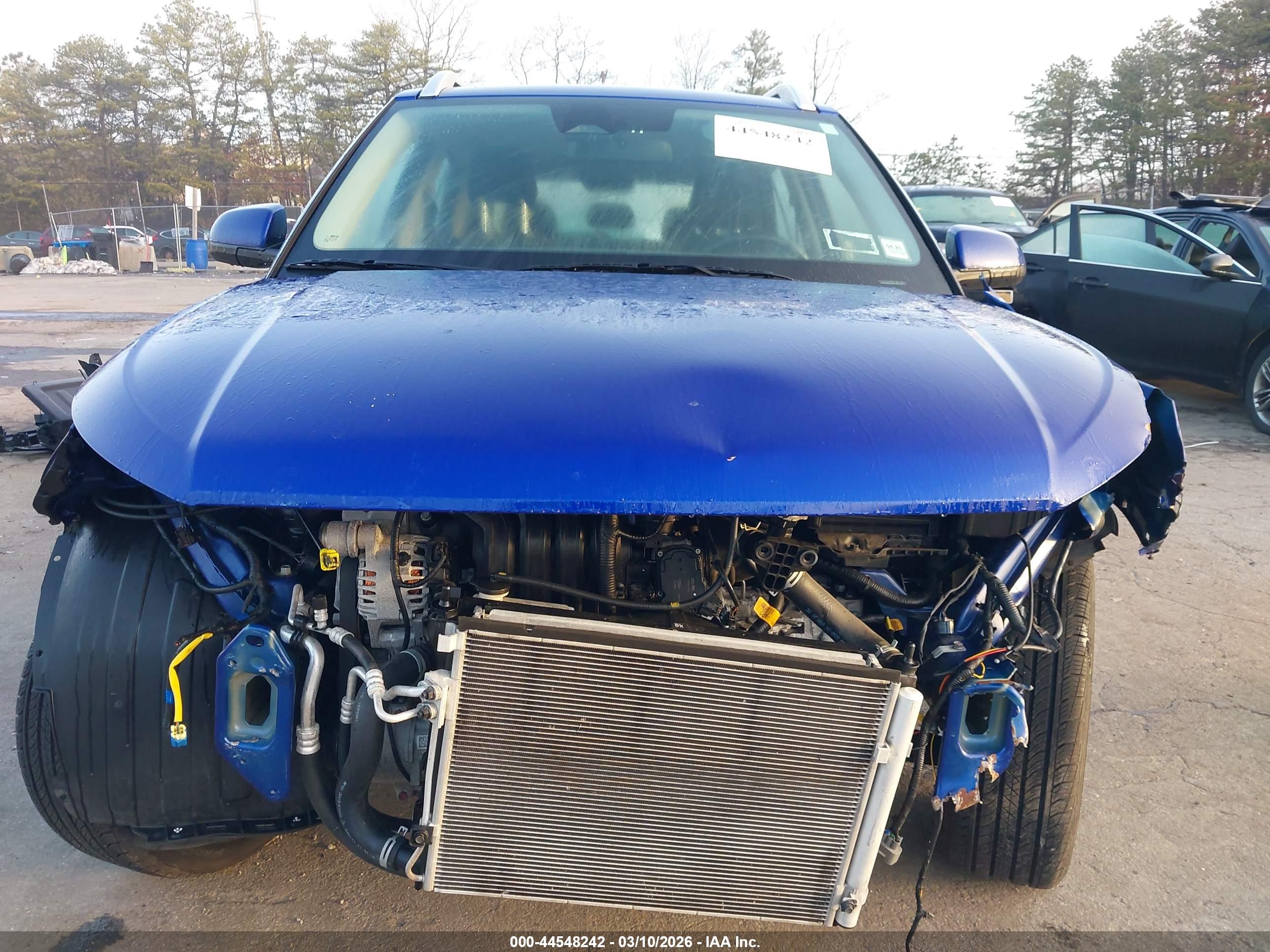 HYUNDAI VENUE image 6