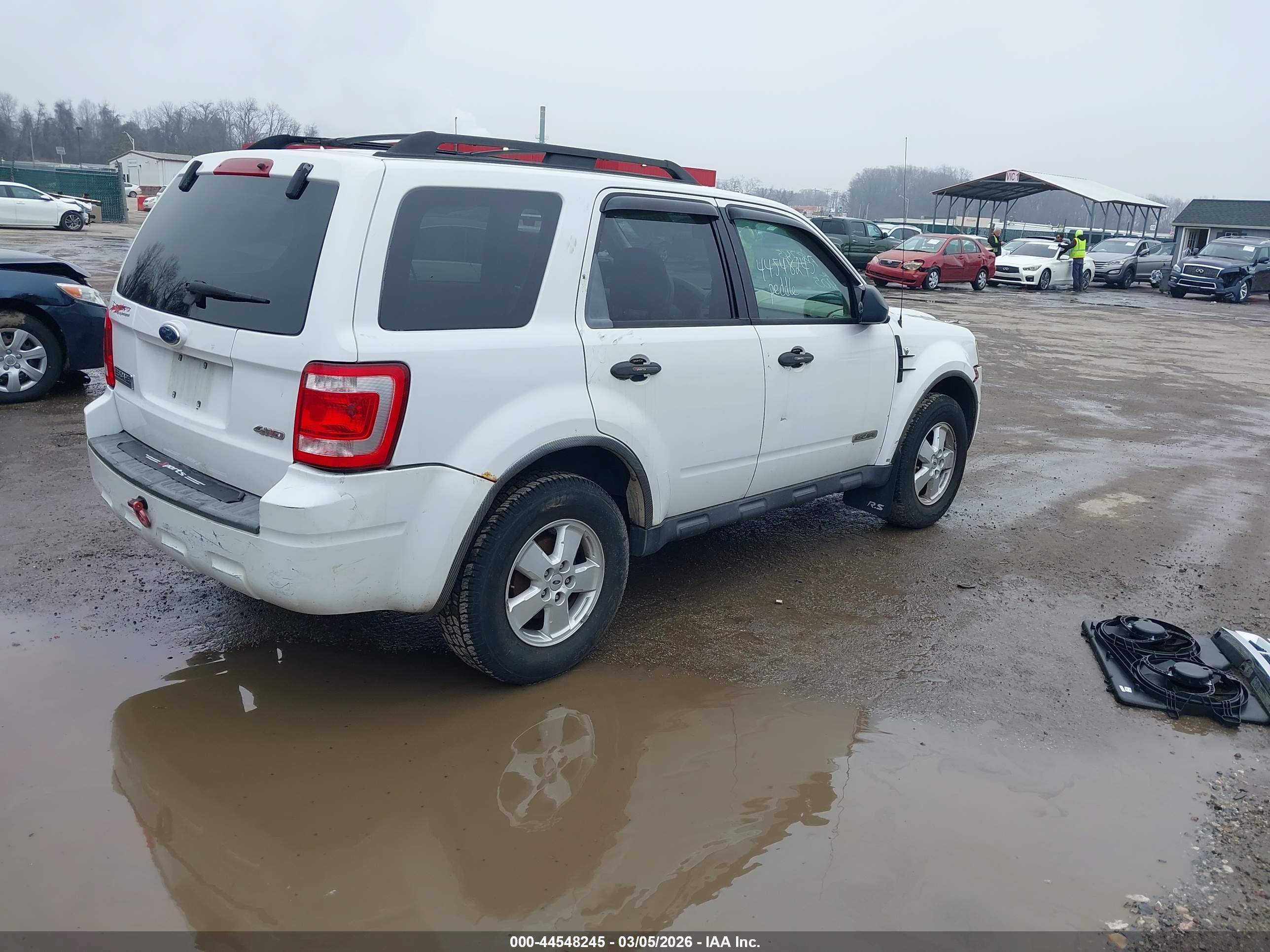 FORD ESCAPE image 4