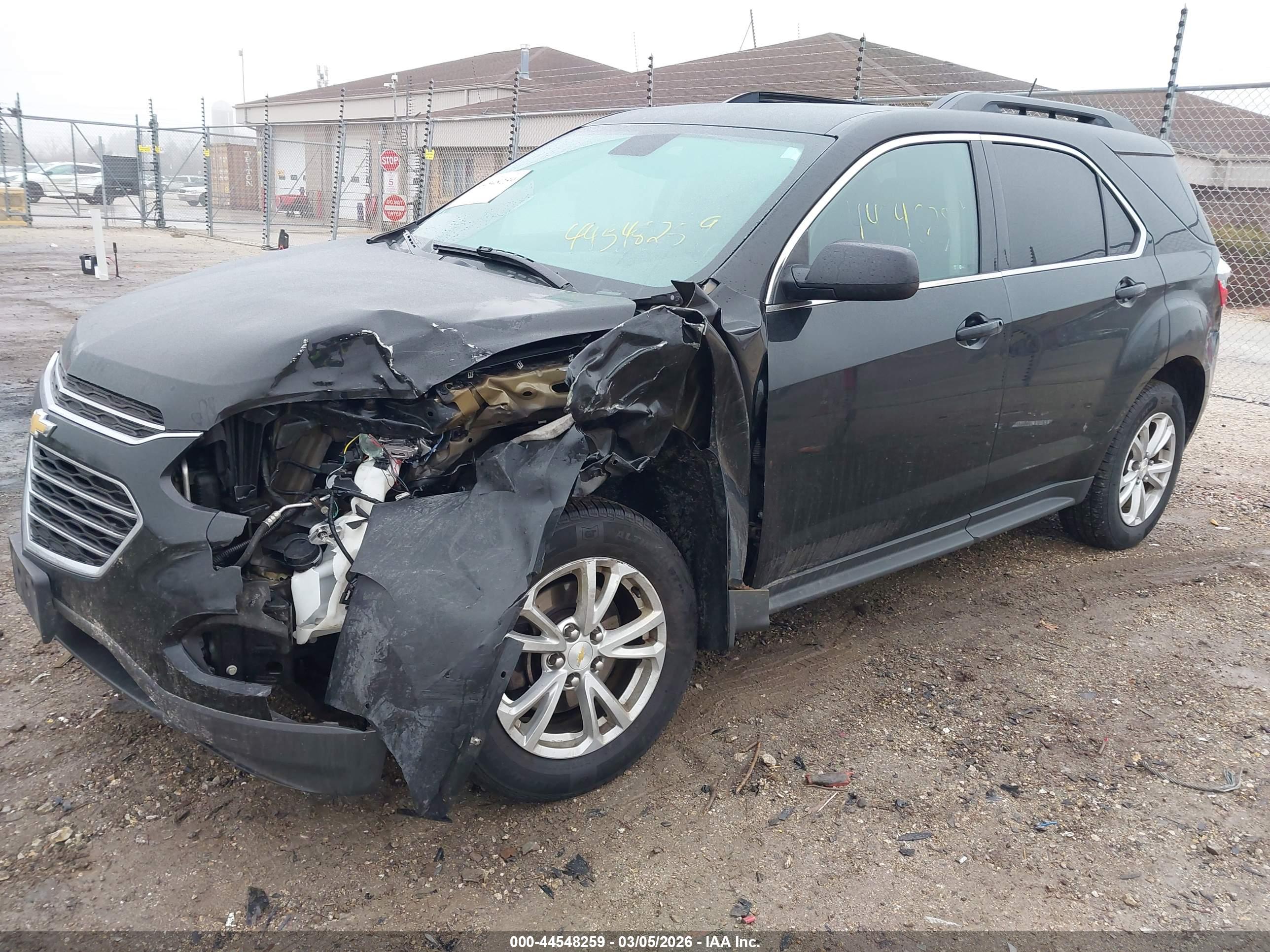 CHEVROLET EQUINOX image 2