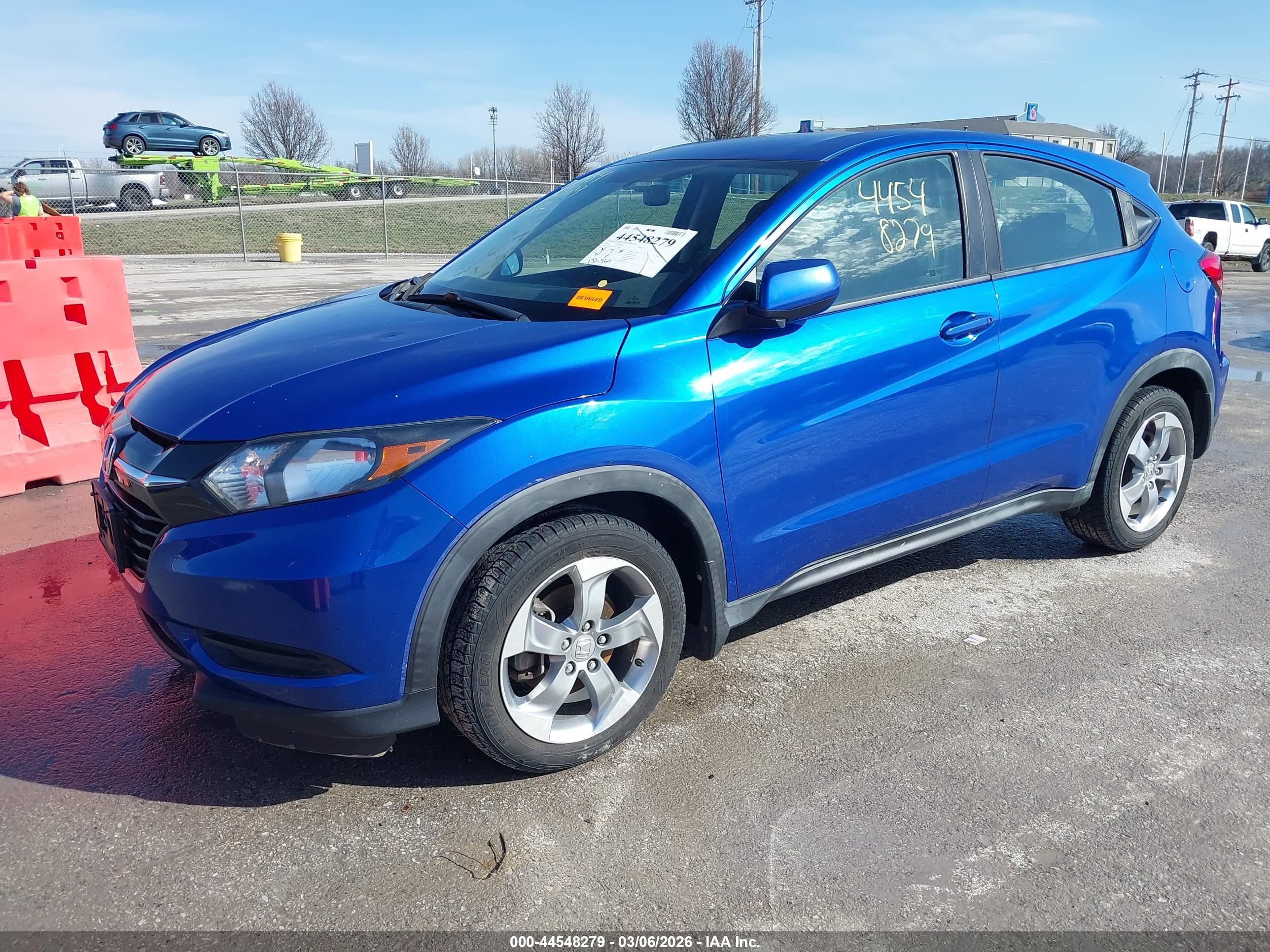 HONDA HR-V image 2