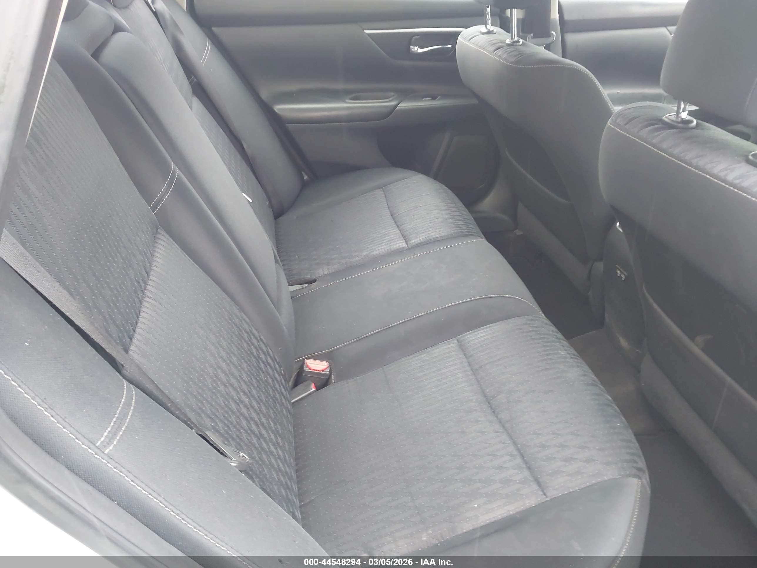 NISSAN ALTIMA image 8