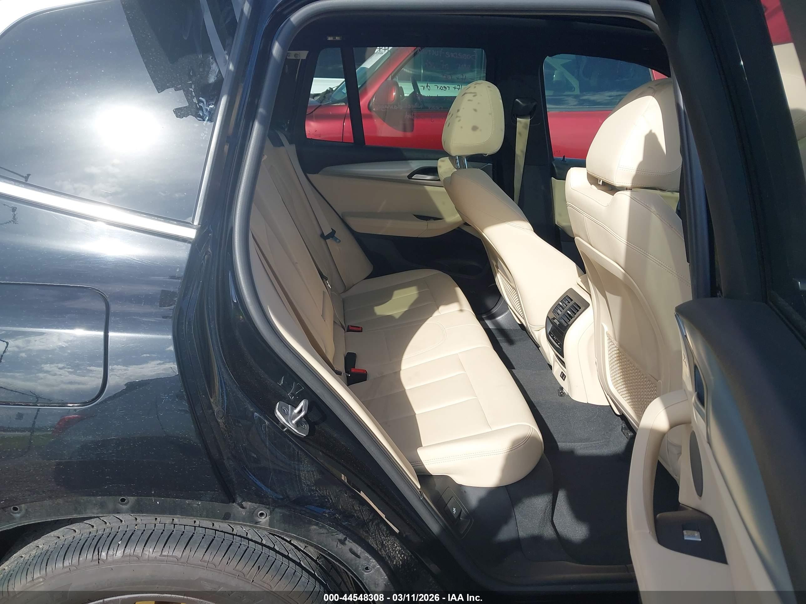BMW X3 image 8