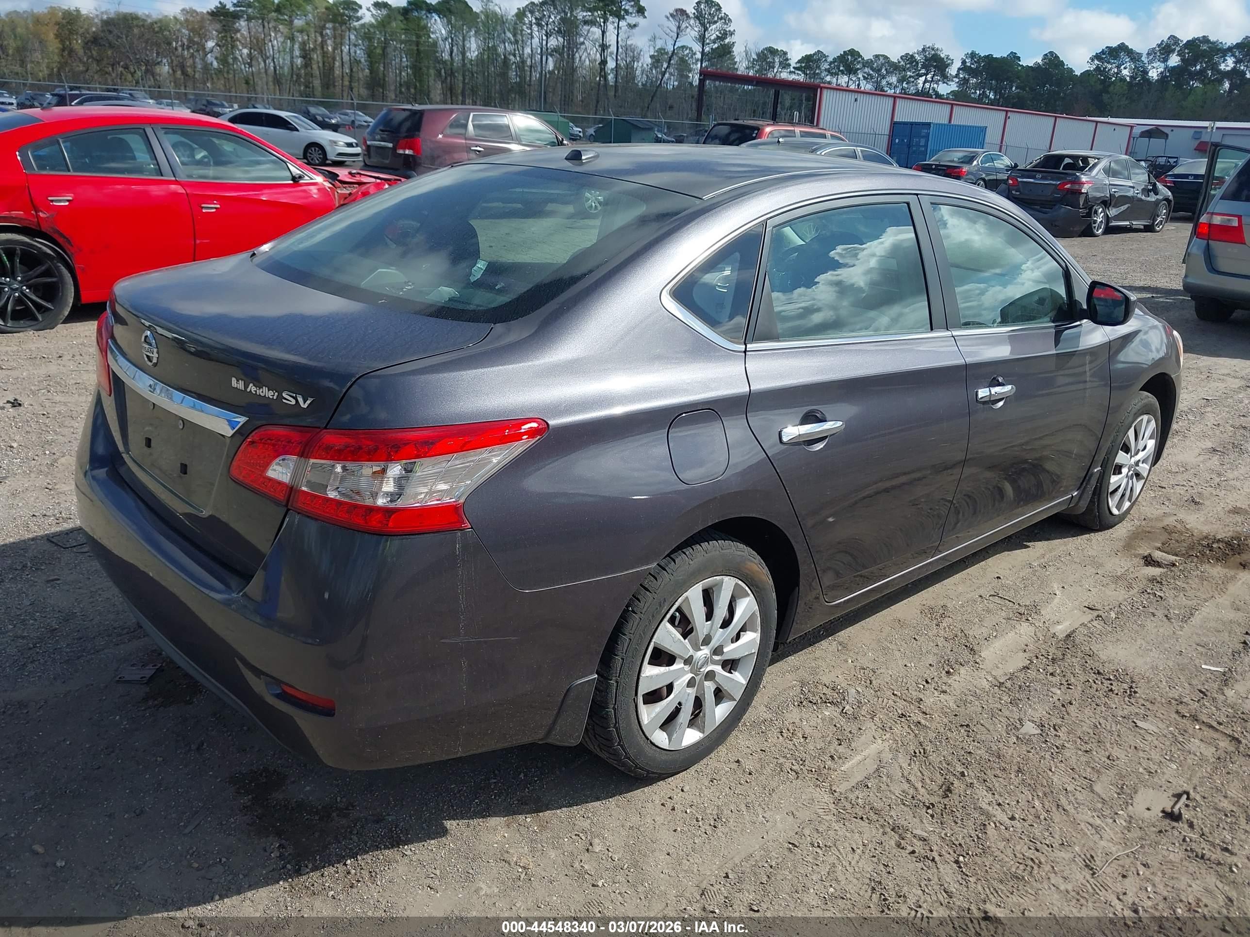 NISSAN SENTRA image 4