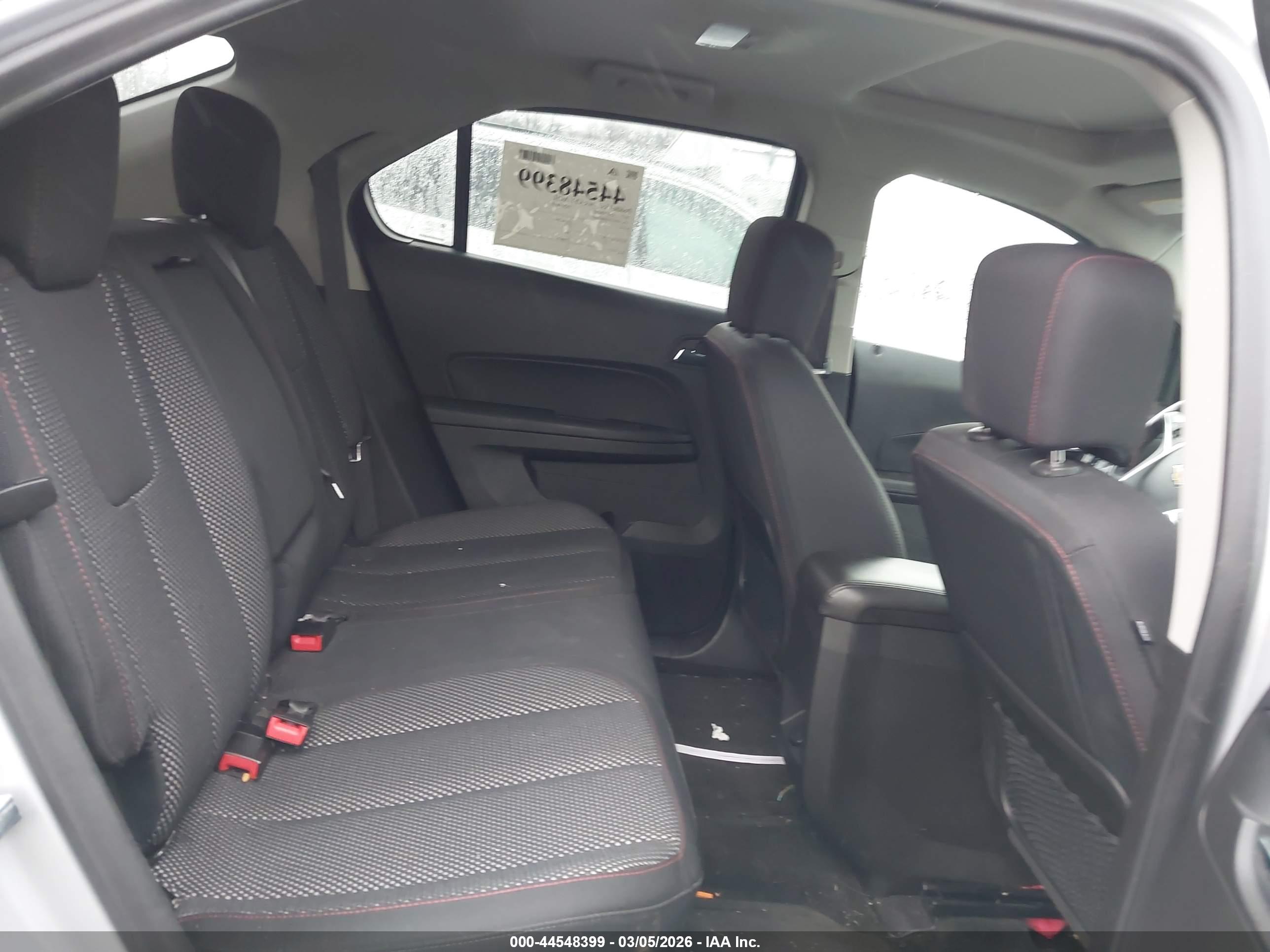 CHEVROLET EQUINOX image 8