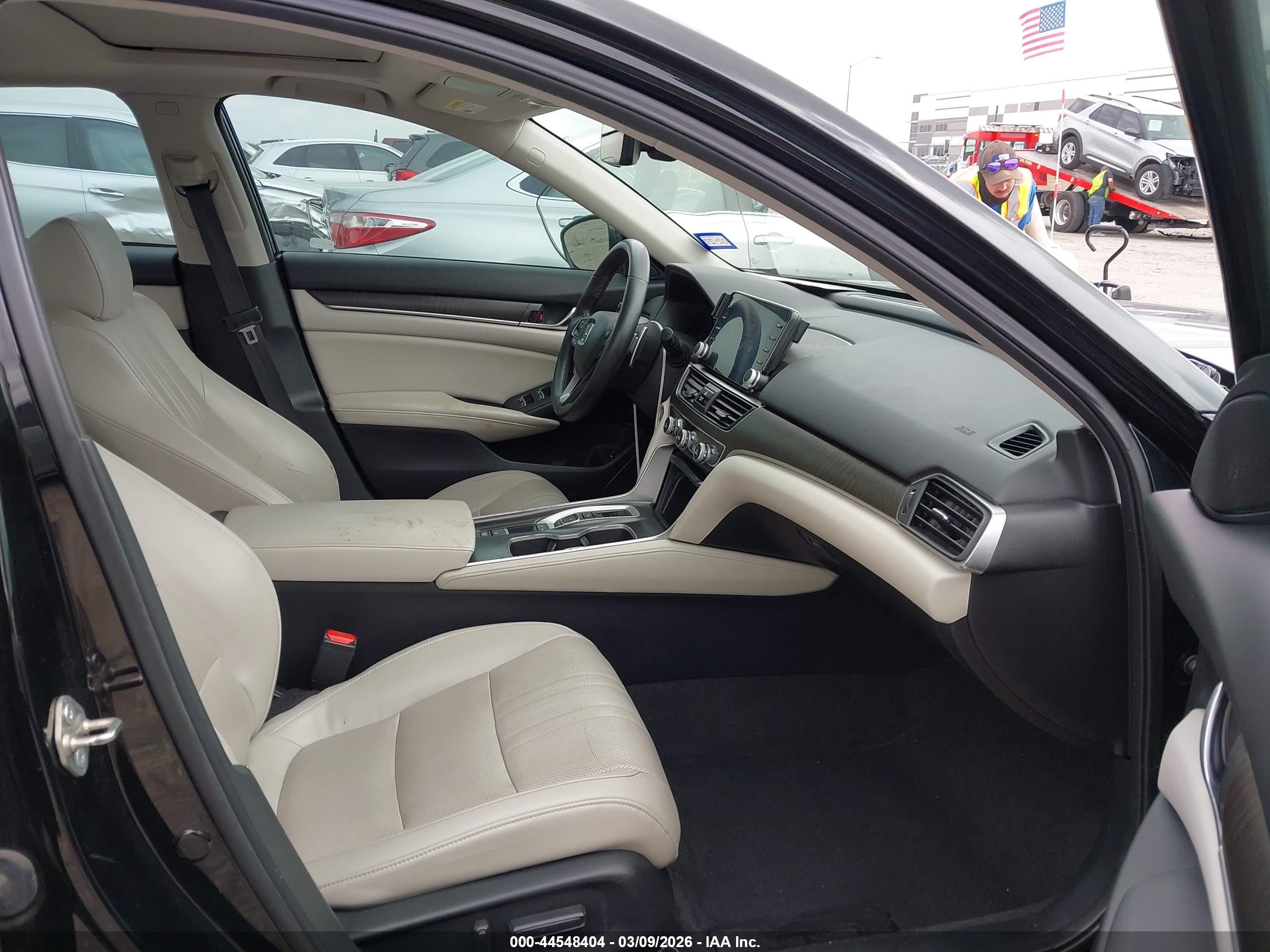 HONDA ACCORD image 5