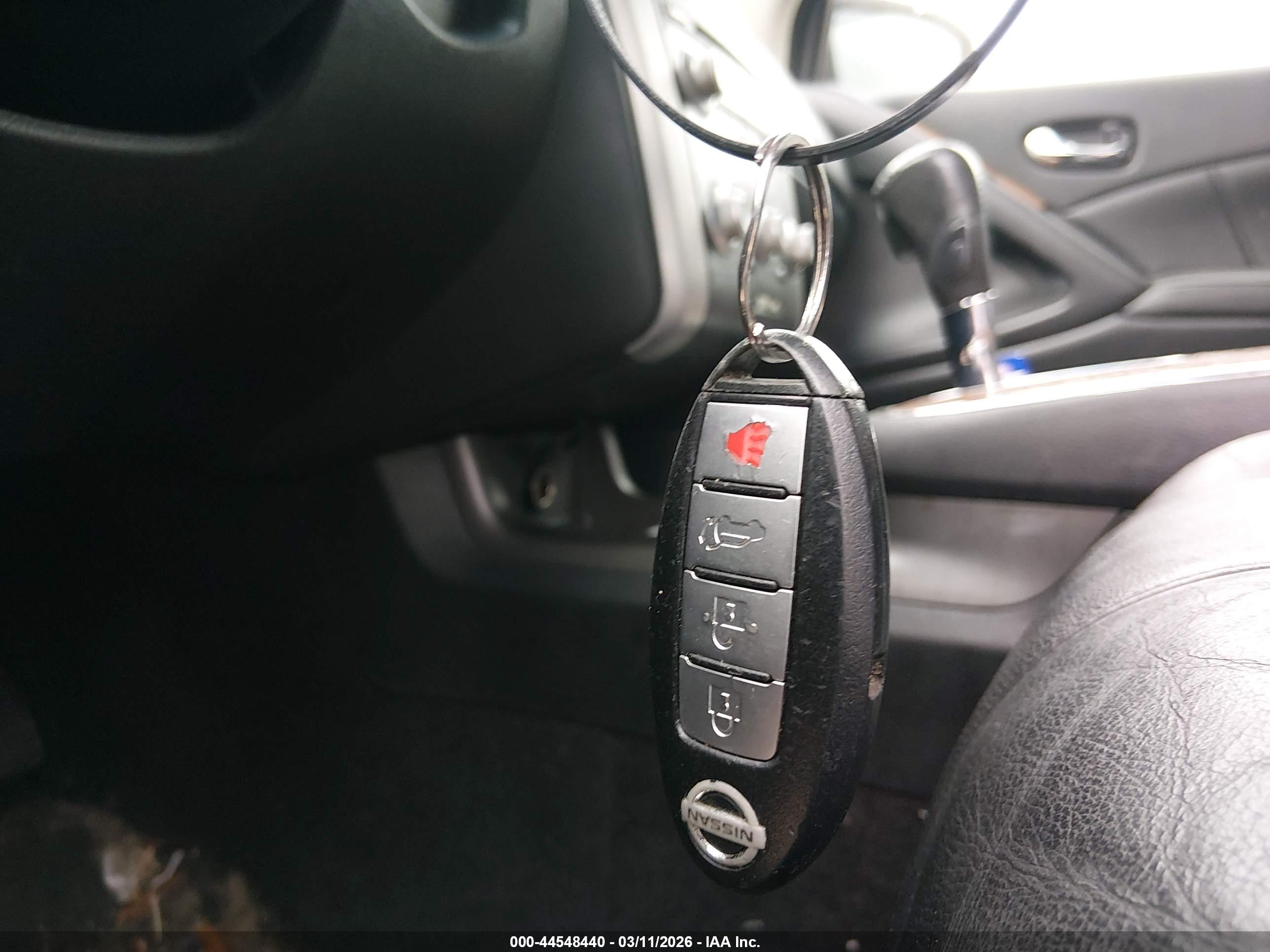 NISSAN MURANO image 11