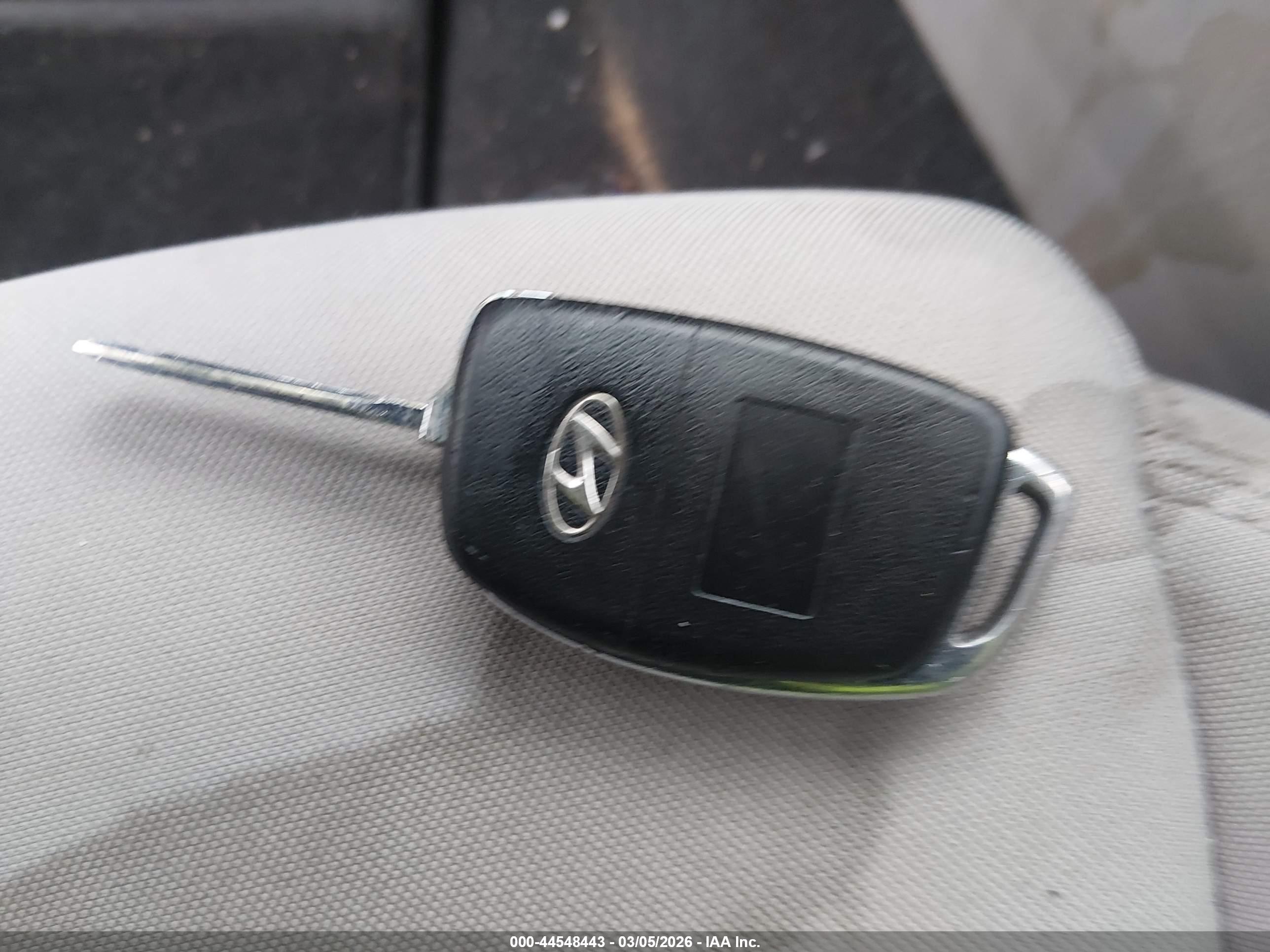 HYUNDAI SONATA image 11