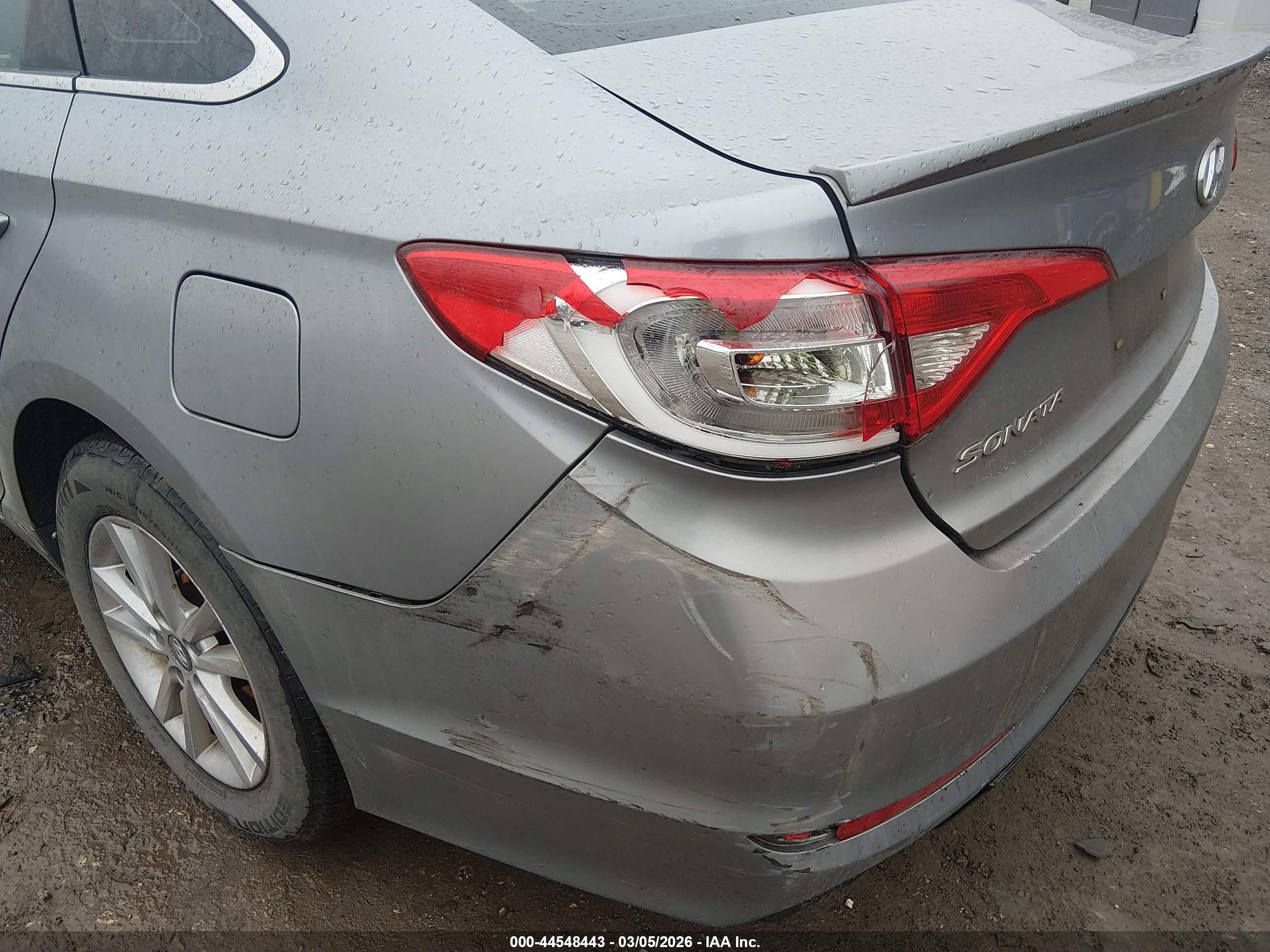 HYUNDAI SONATA image 6