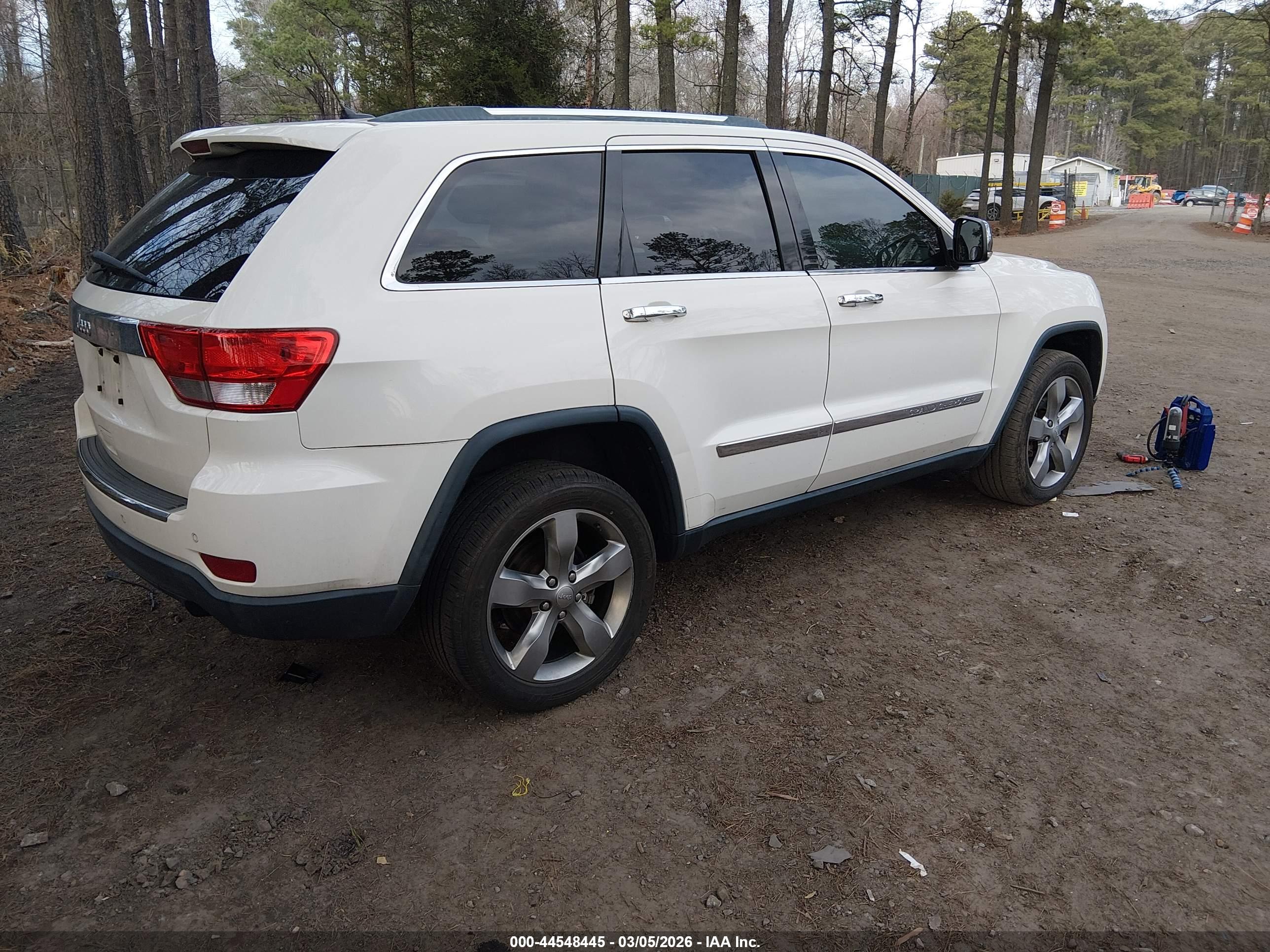 JEEP GRAND image 4