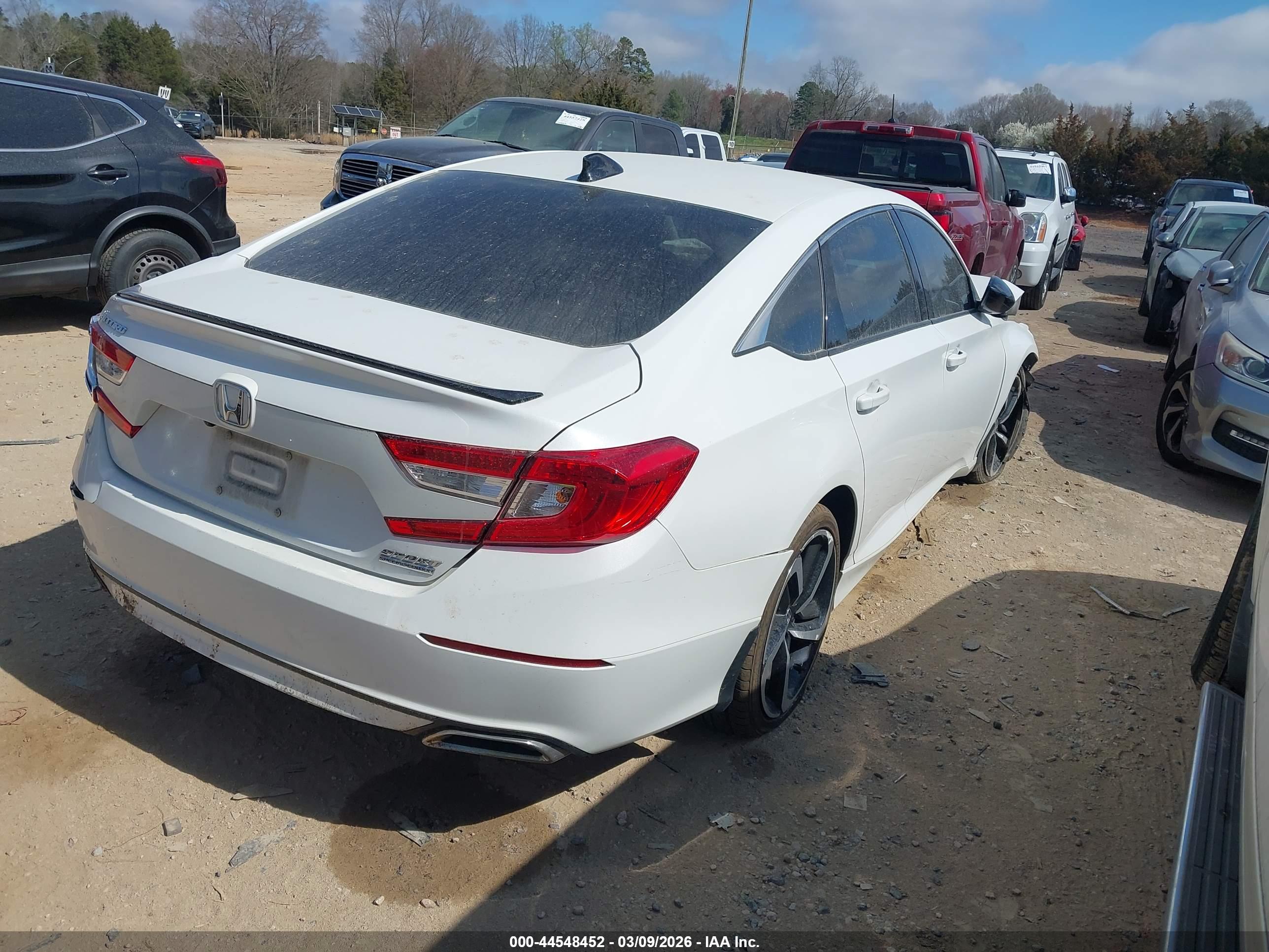 HONDA ACCORD image 4