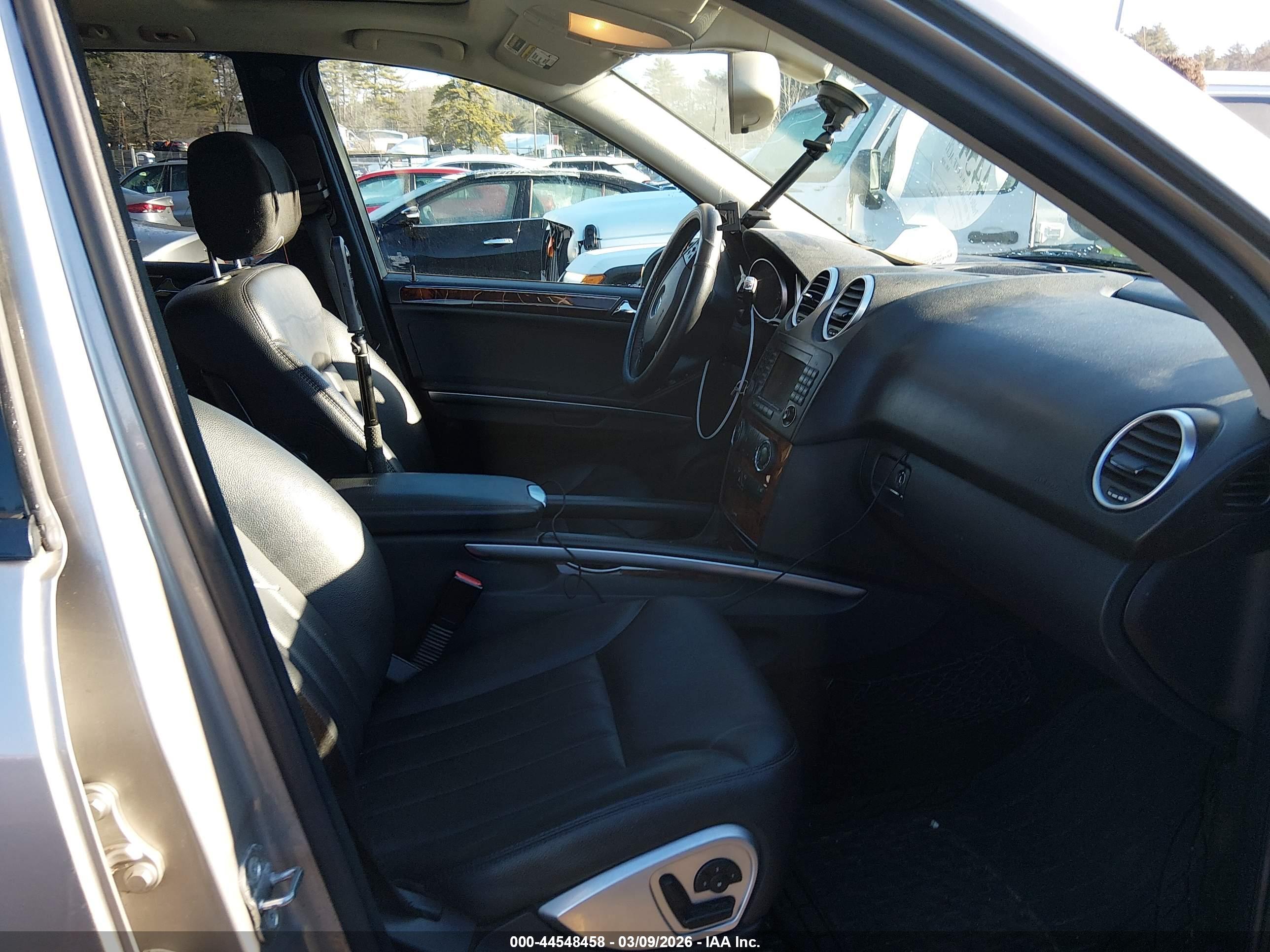 MERCEDES-BENZ ML image 5