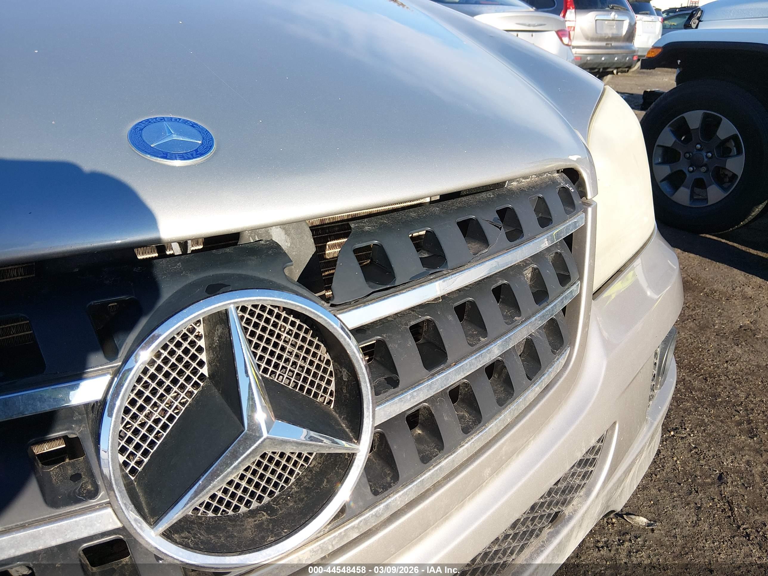 MERCEDES-BENZ ML image 6