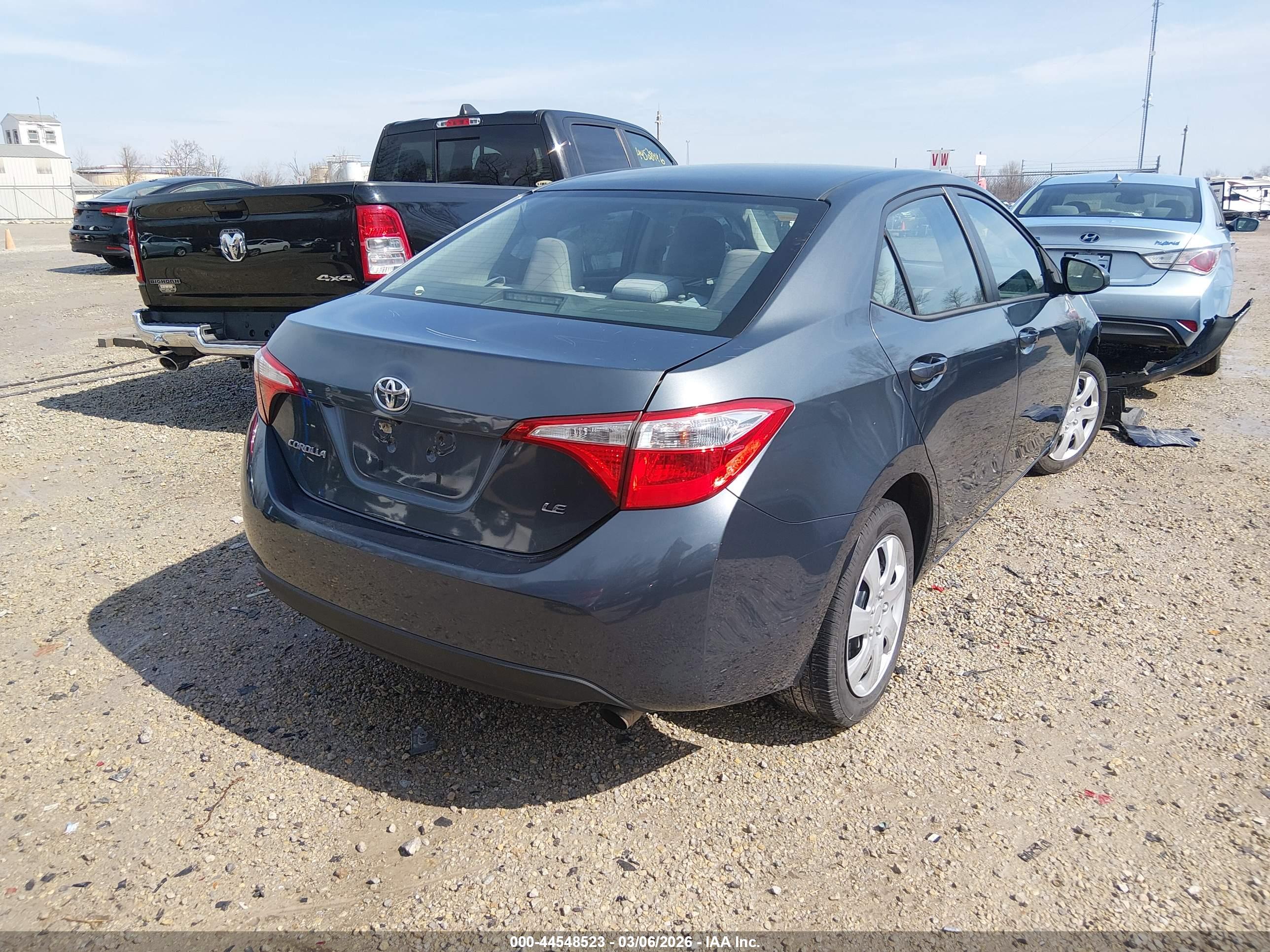 TOYOTA COROLLA image 4