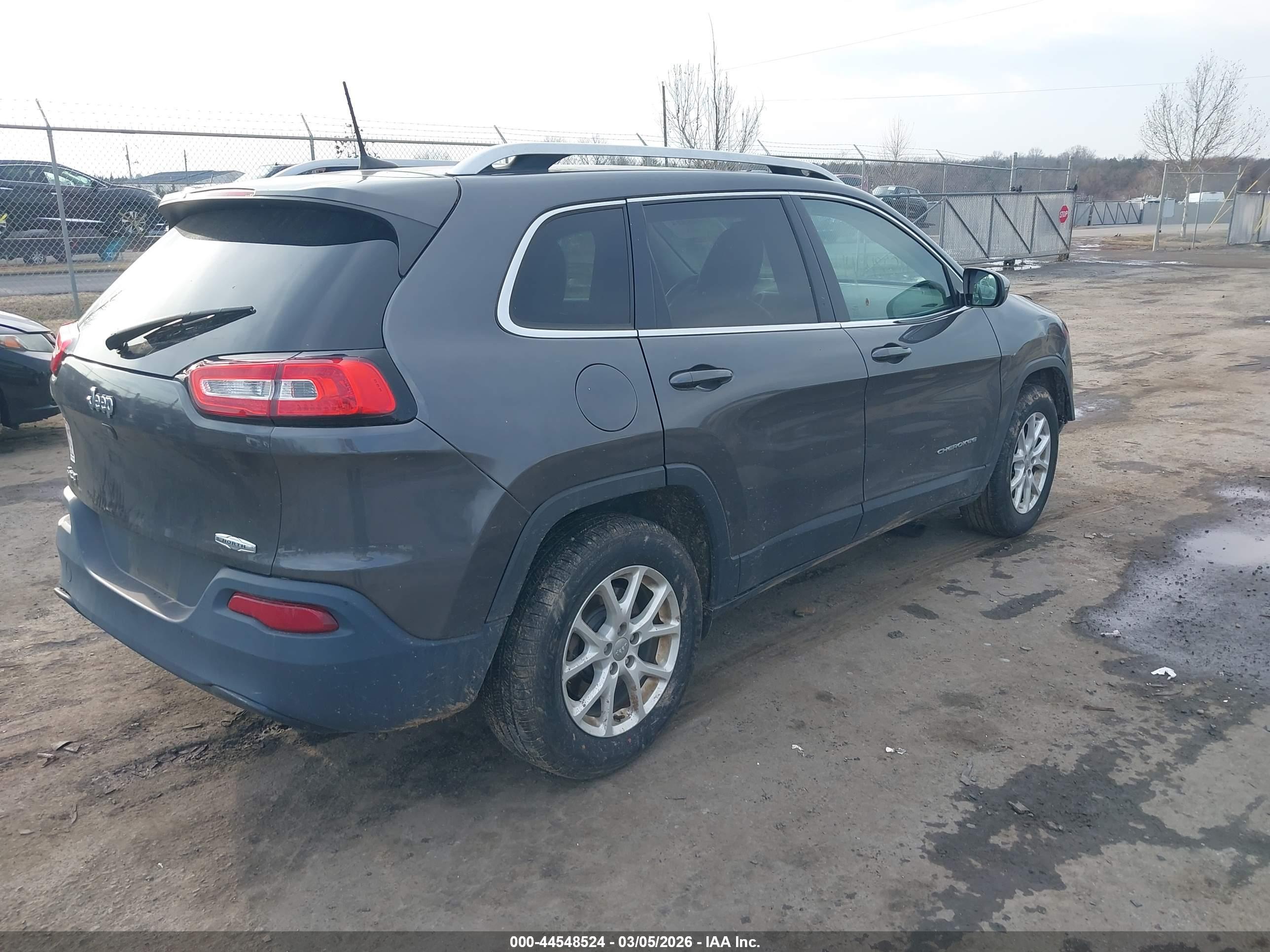 JEEP CHEROKEE image 4