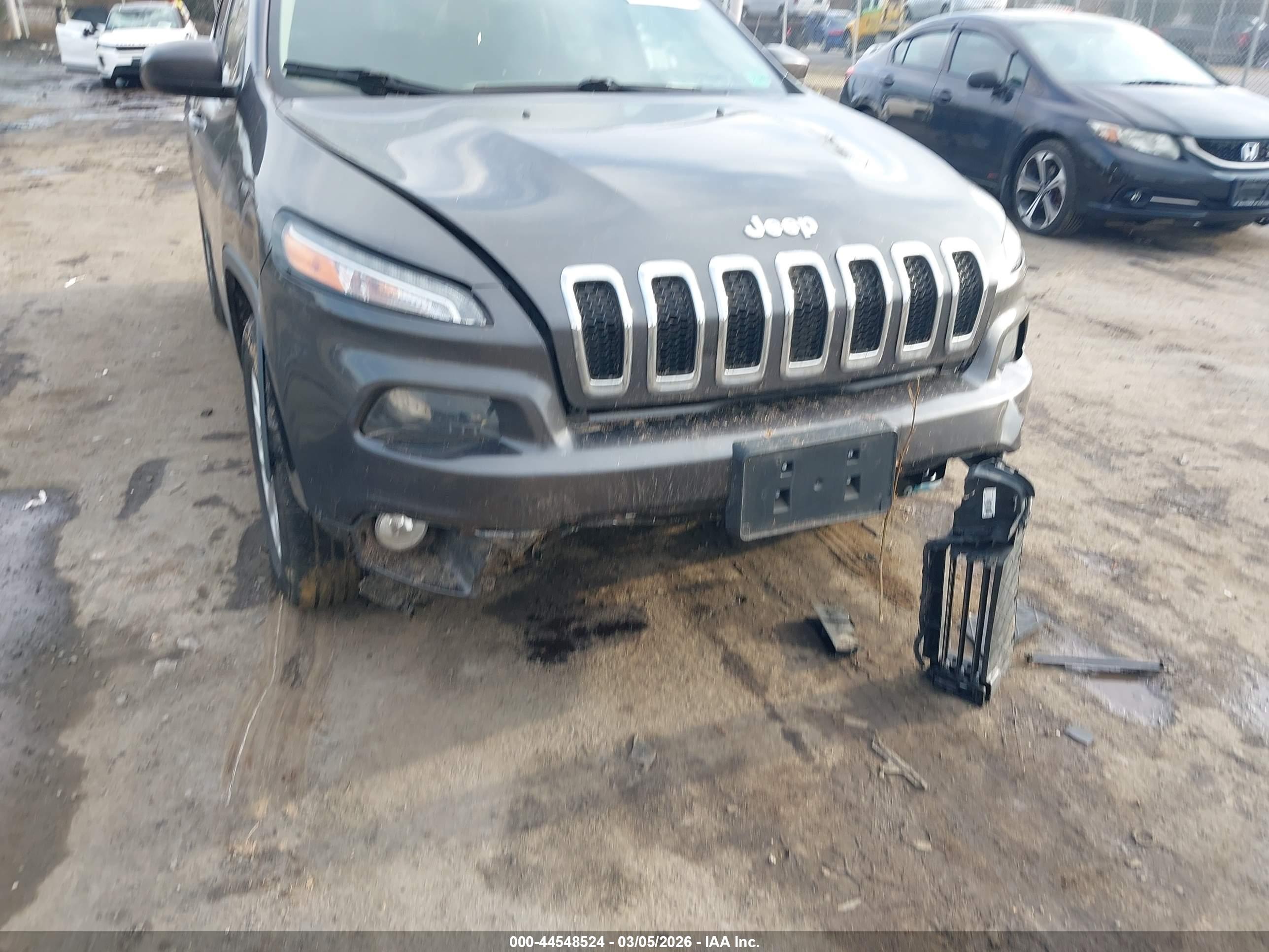 JEEP CHEROKEE image 6