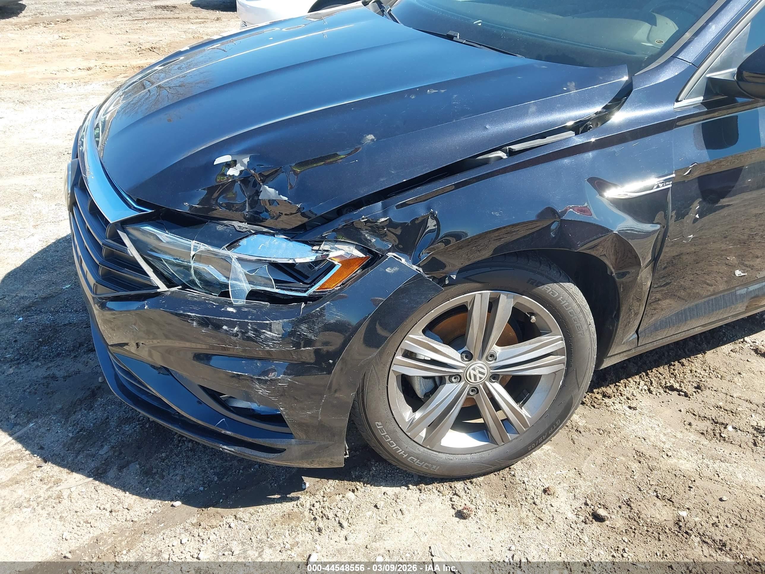 VOLKSWAGEN JETTA image 6