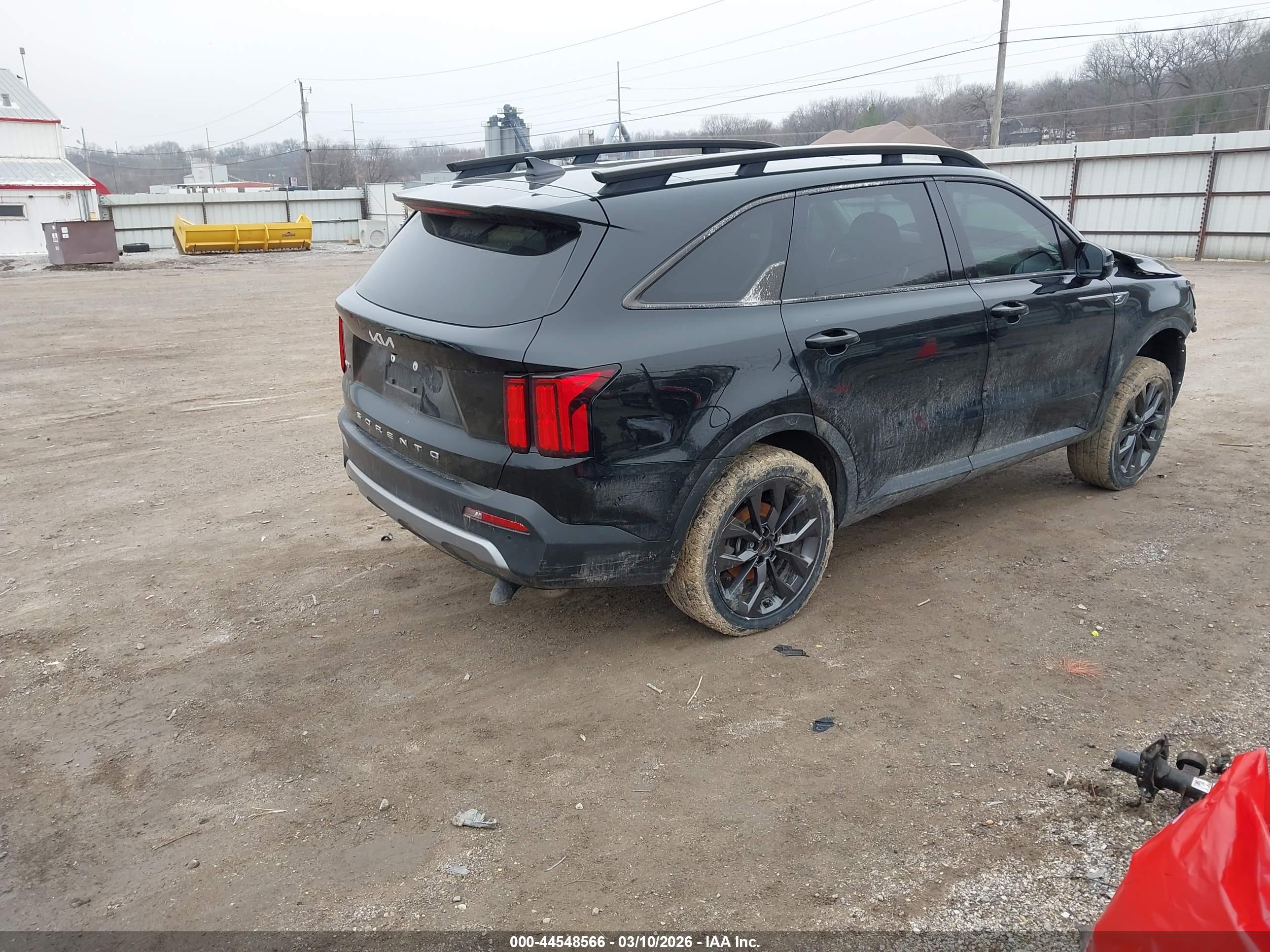 KIA SORENTO image 4