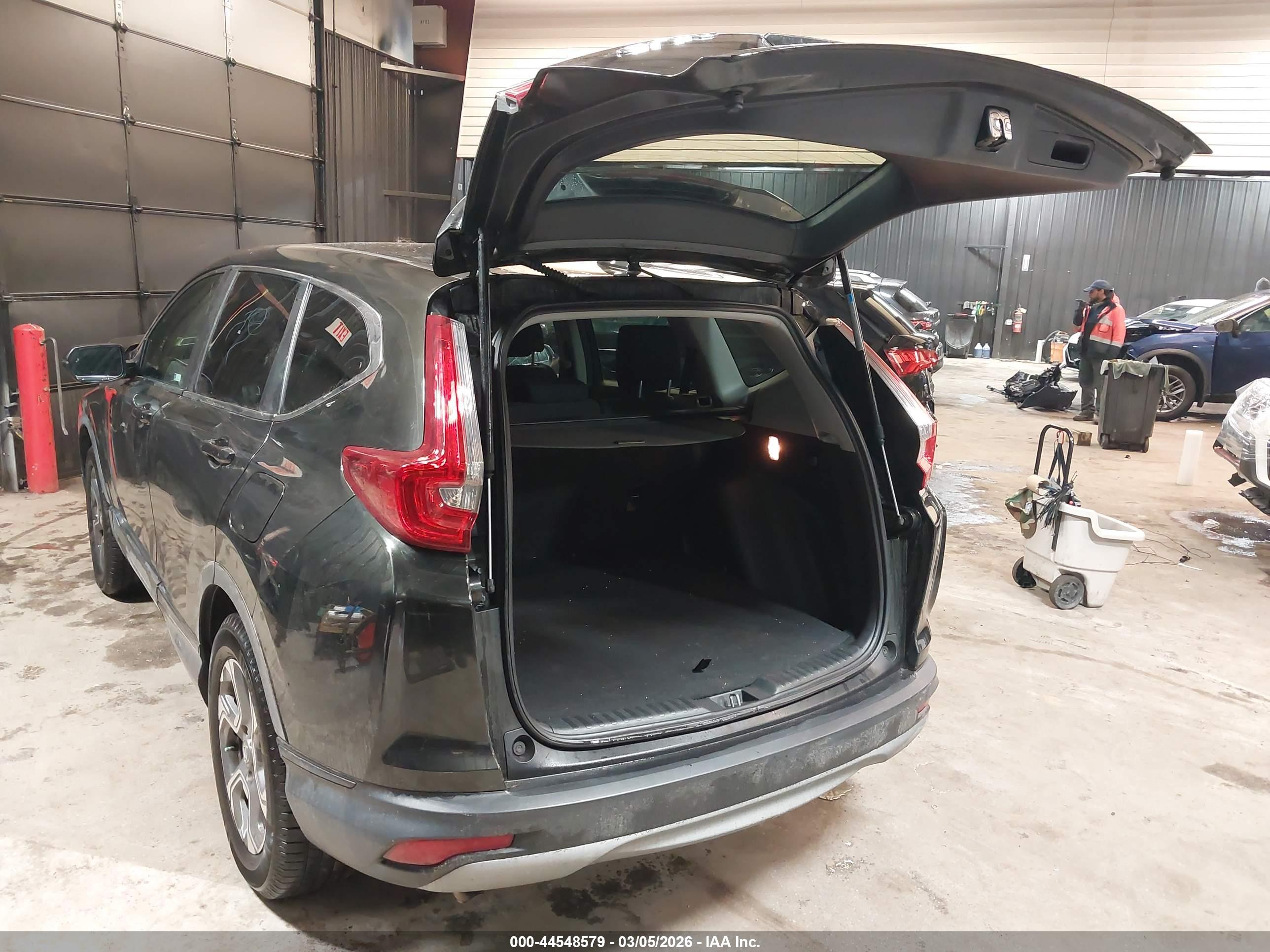 HONDA CR-V image 3