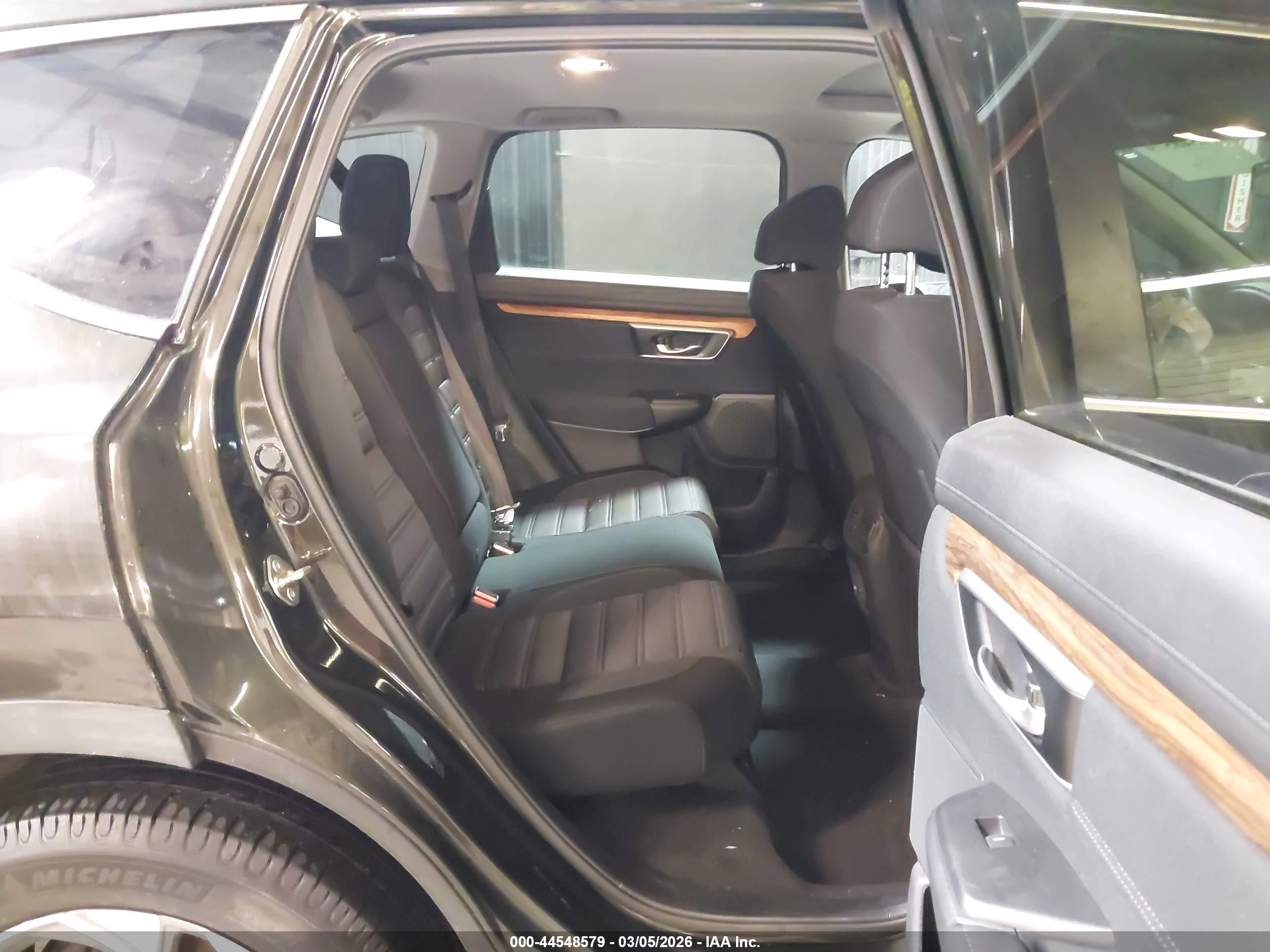 HONDA CR-V image 8