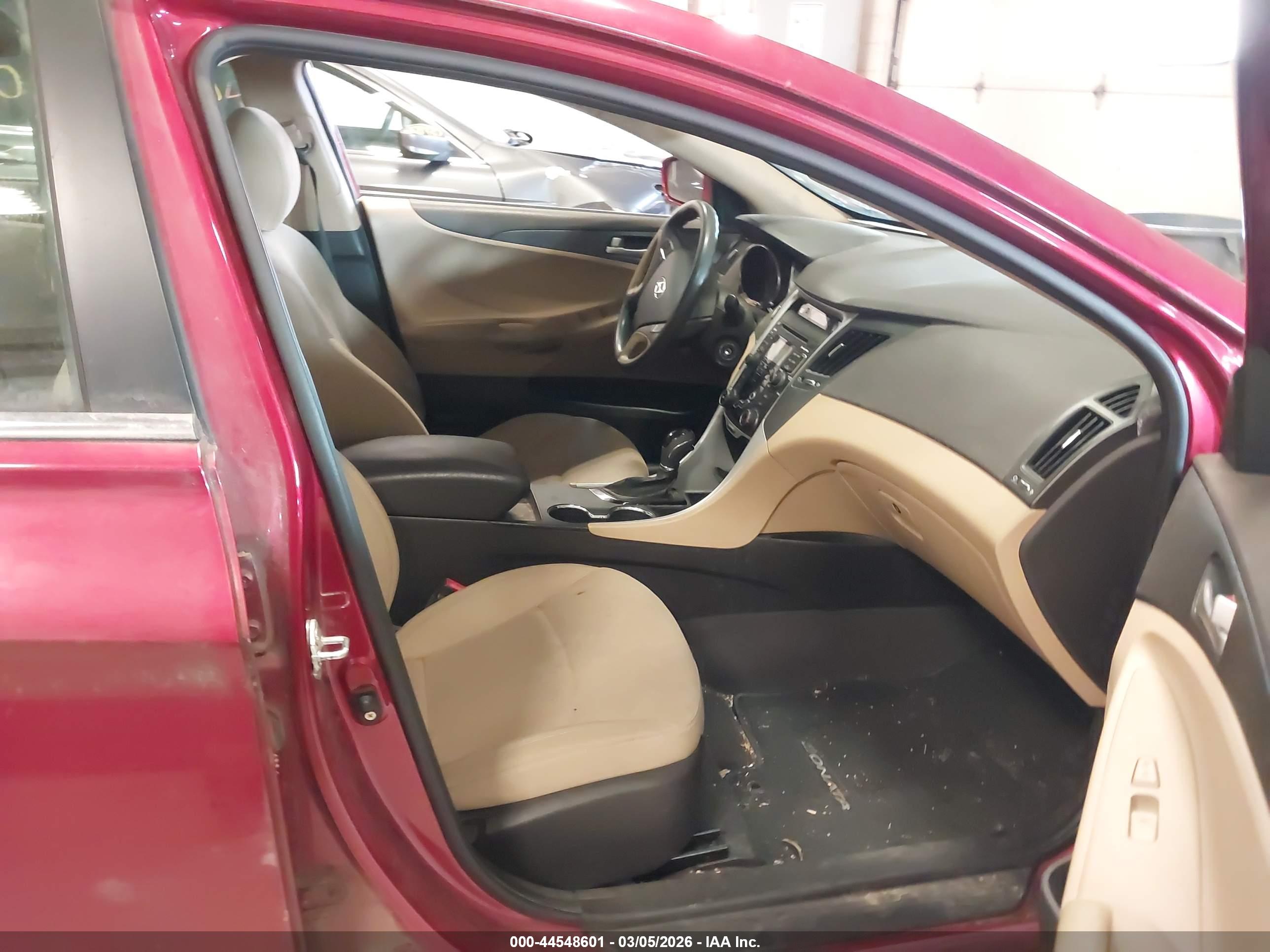 HYUNDAI SONATA image 5