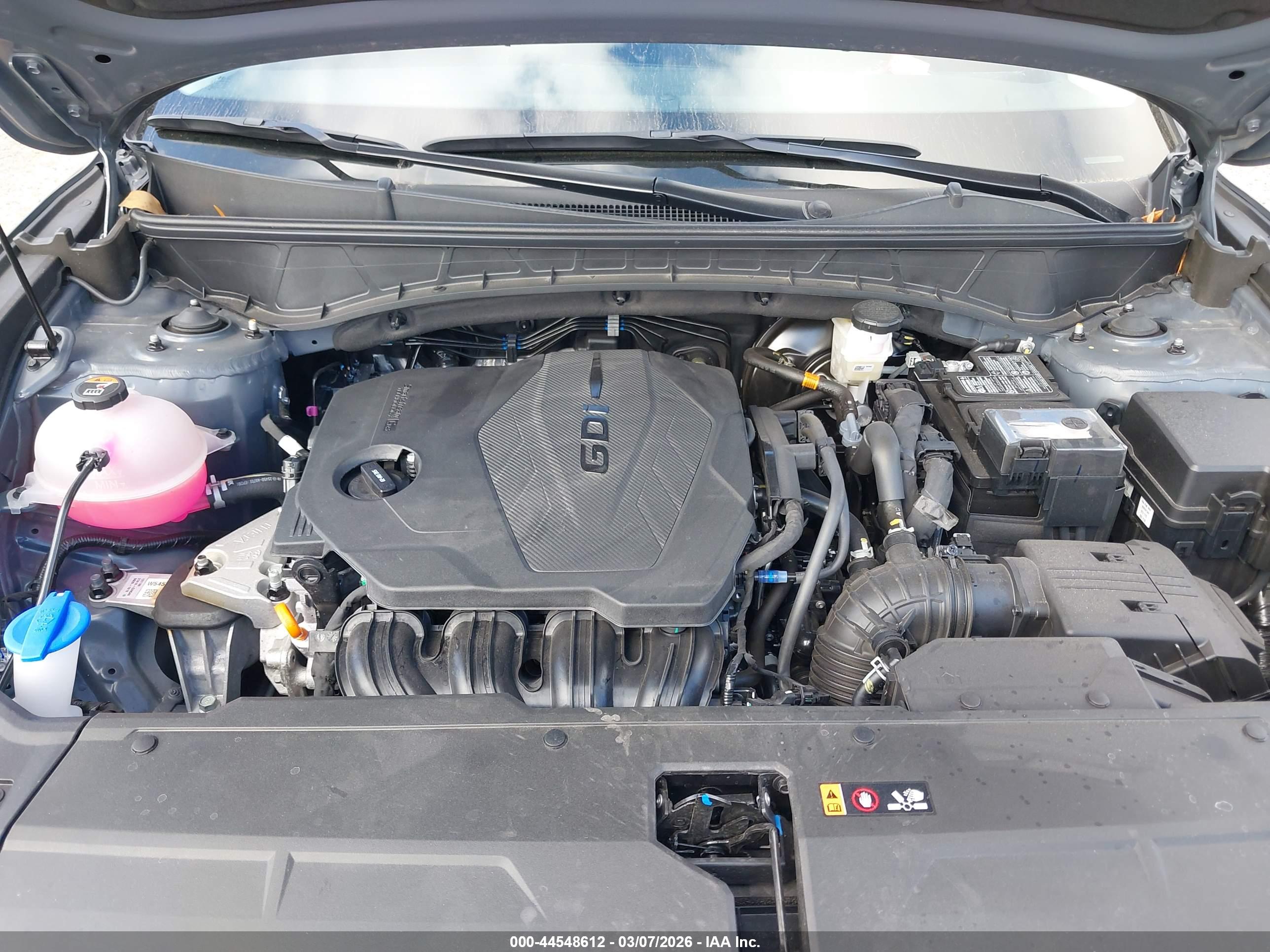 HYUNDAI TUCSON image 10