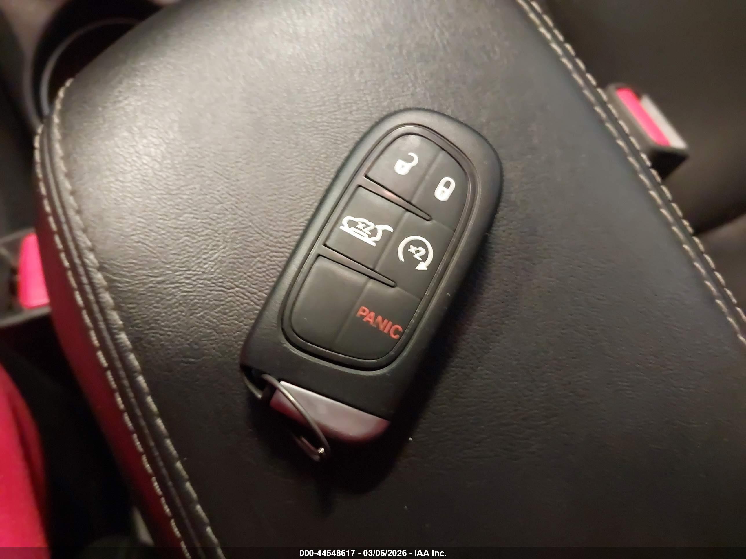 JEEP CHEROKEE image 11