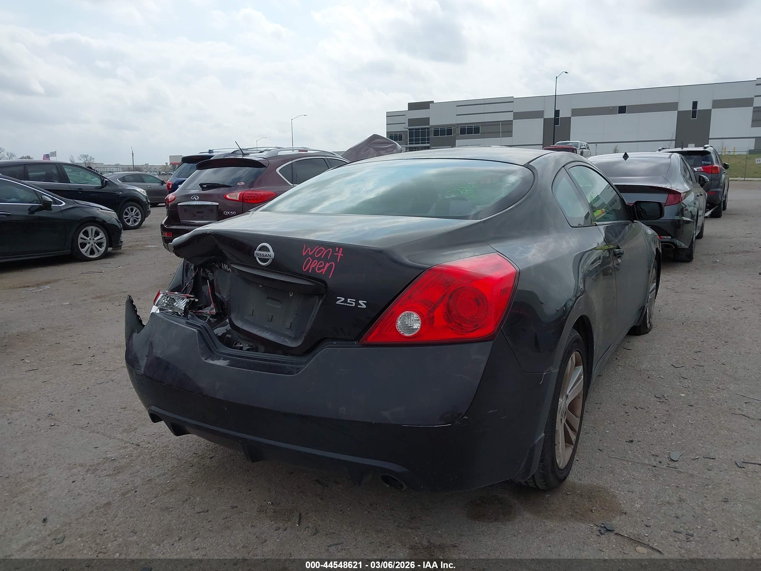 NISSAN ALTIMA image 4