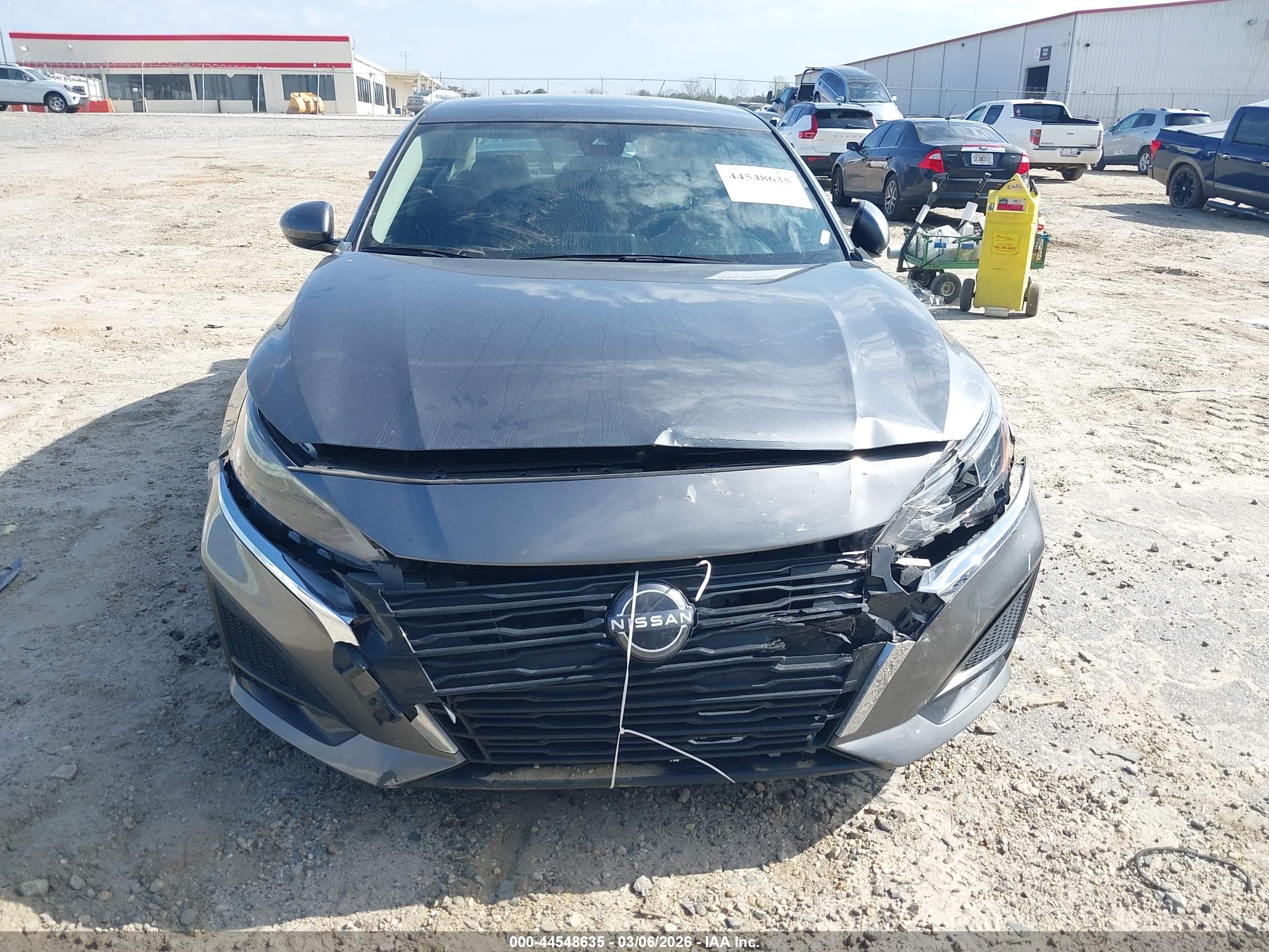 NISSAN ALTIMA image 6