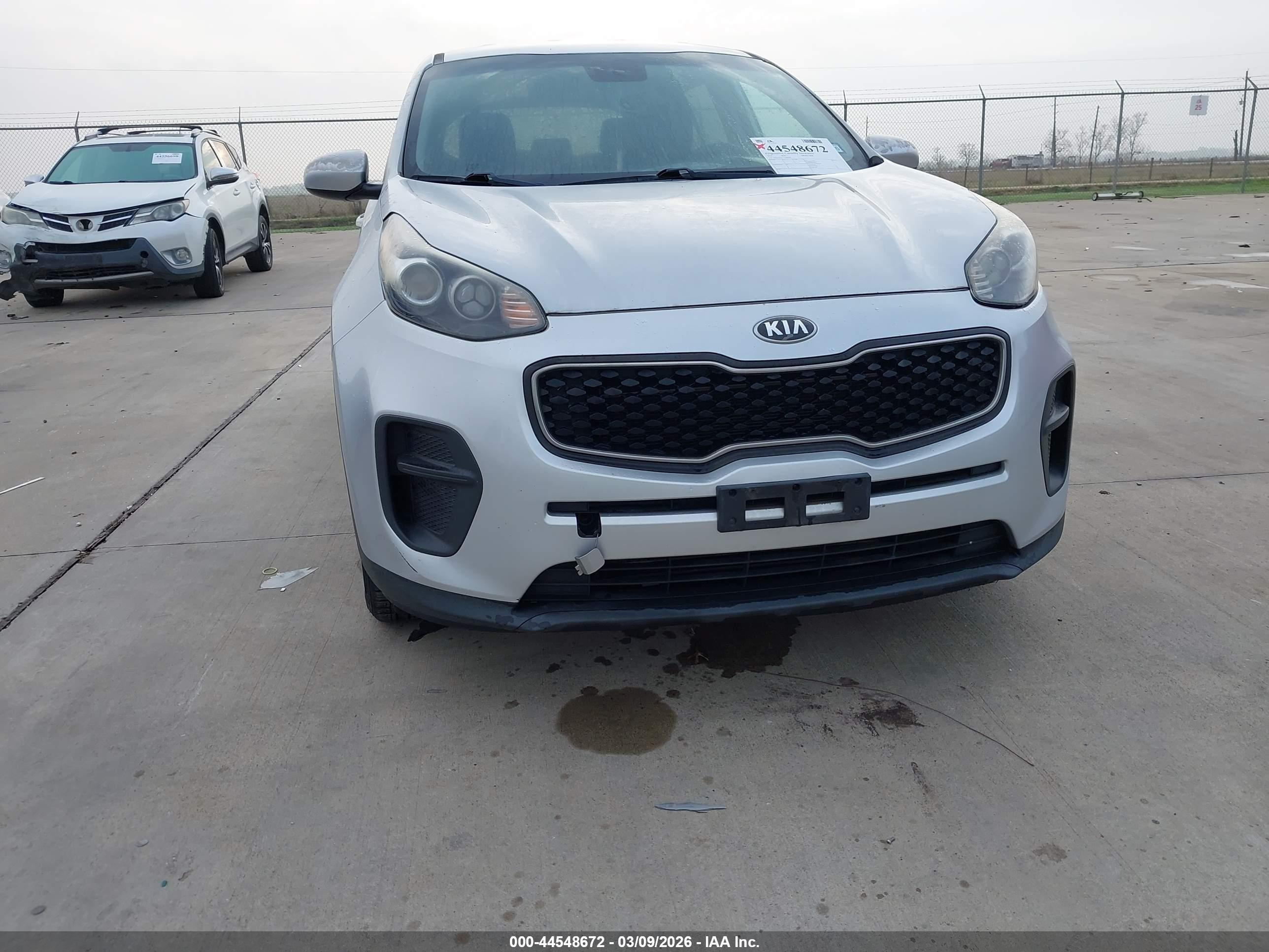 KIA SPORTAGE image 6