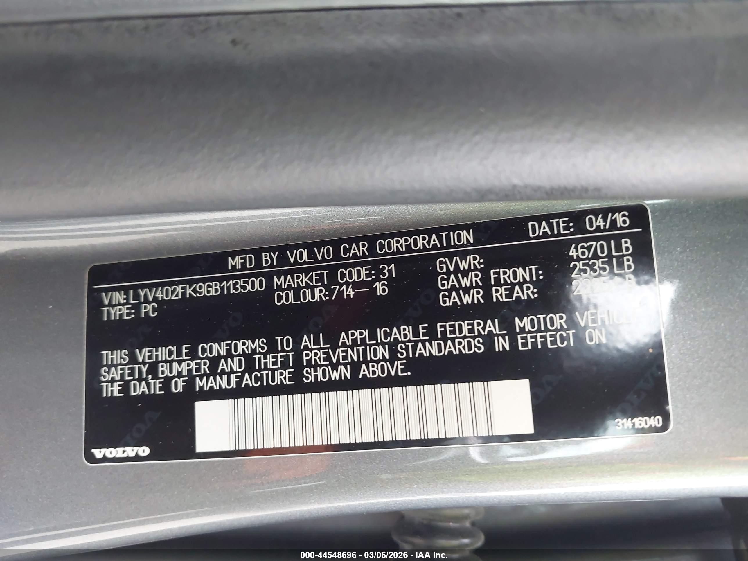 VOLVO S60 image 9
