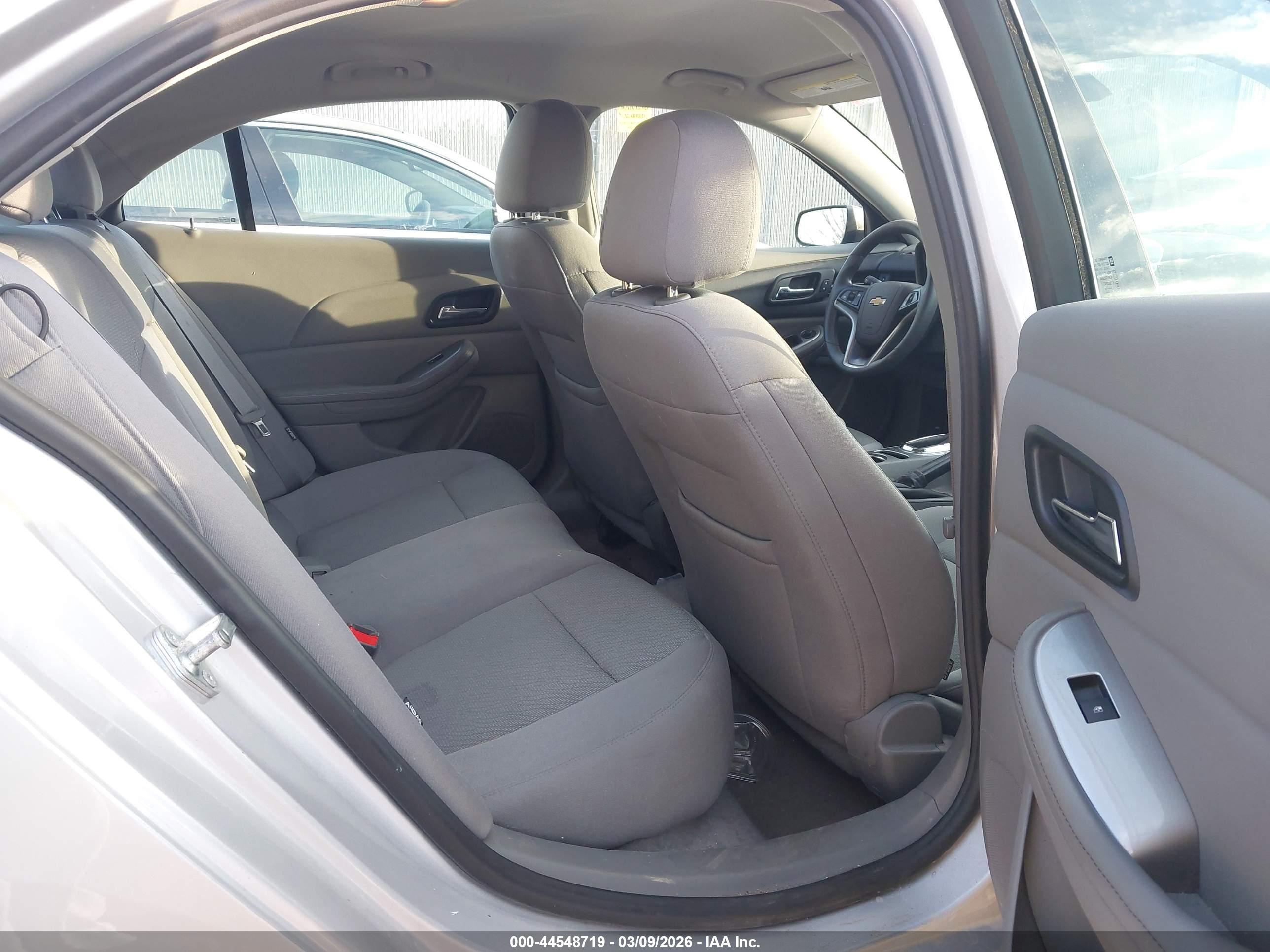 CHEVROLET MALIBU image 8