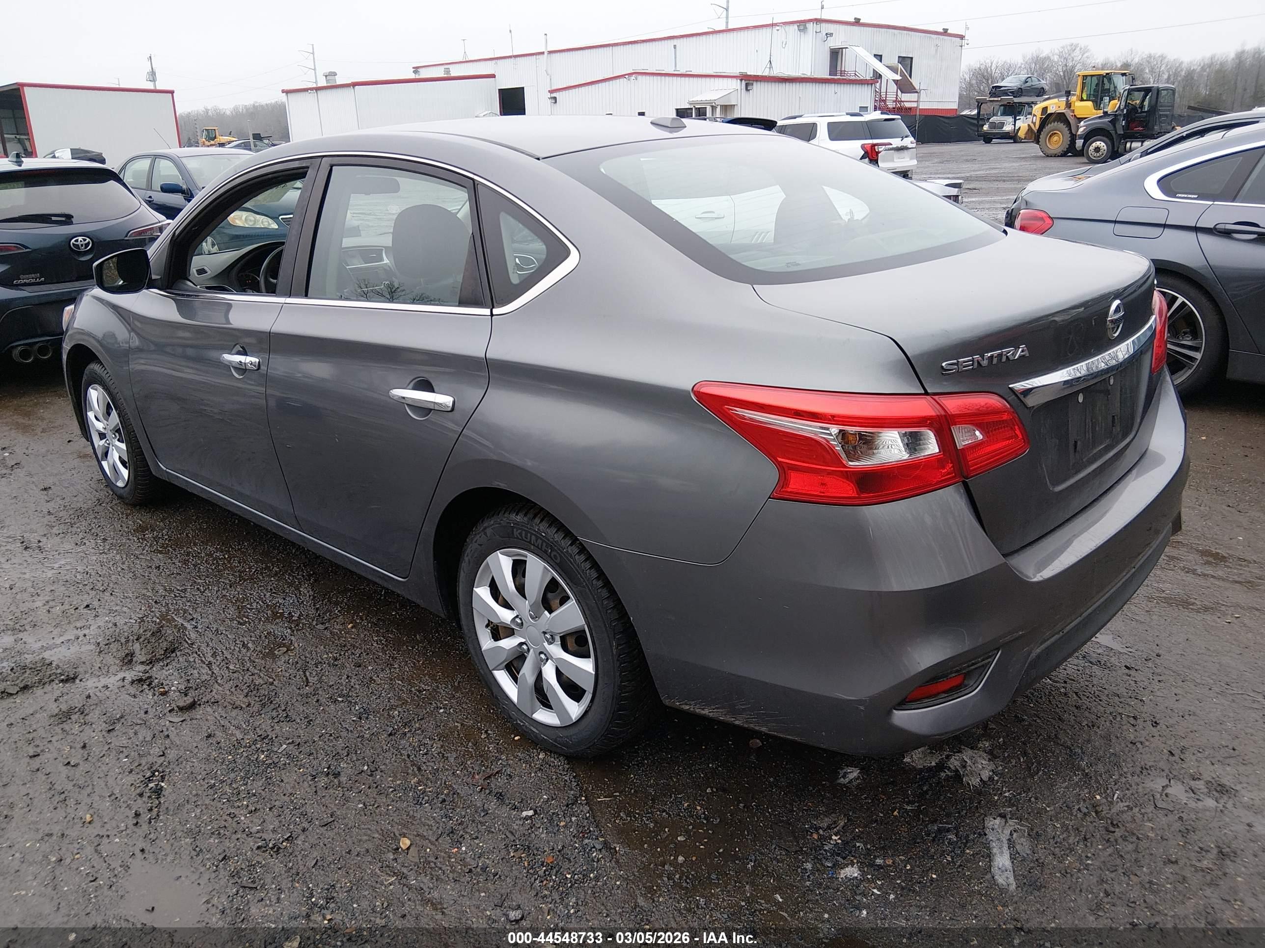 NISSAN SENTRA image 3