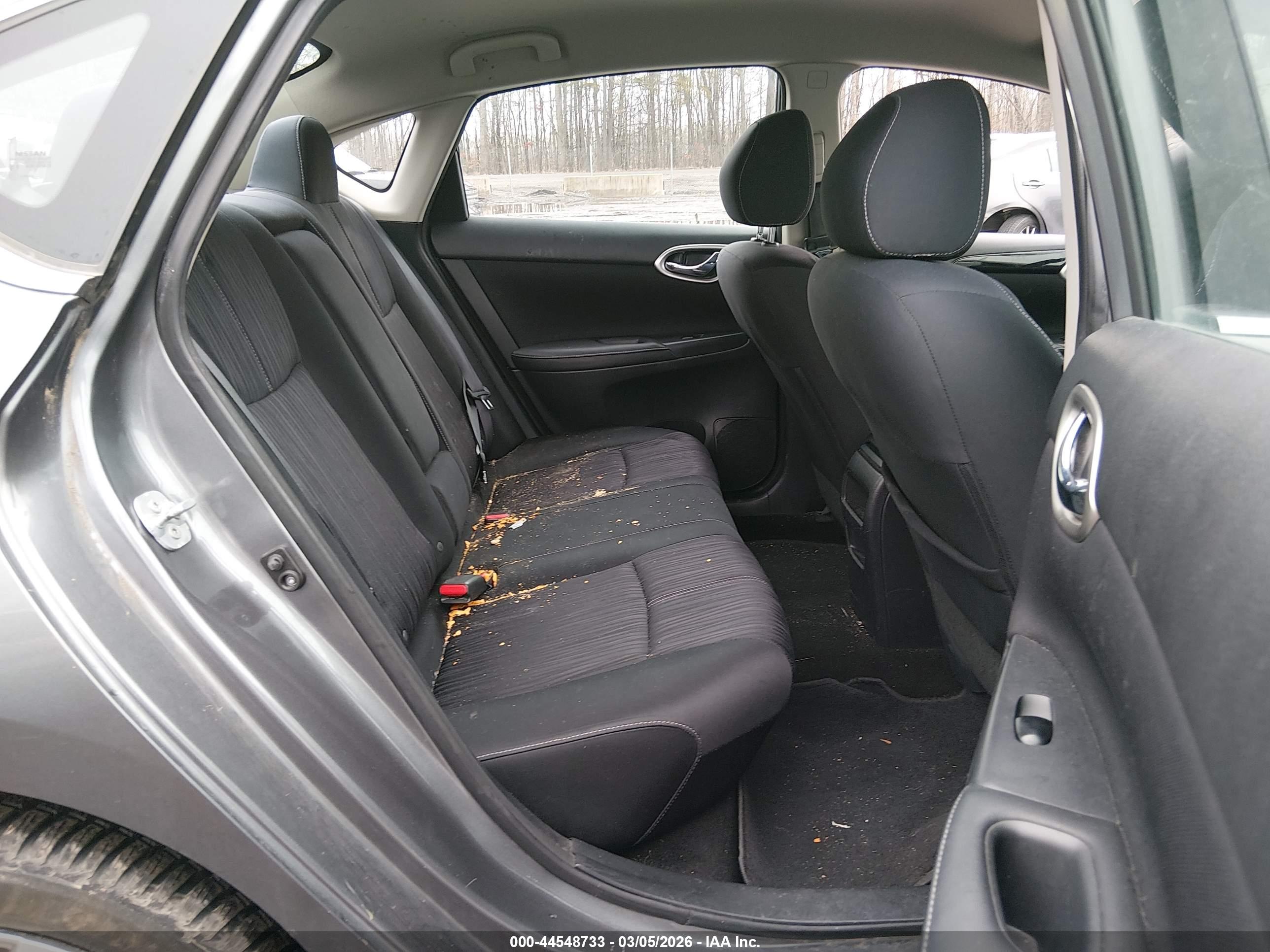 NISSAN SENTRA image 8