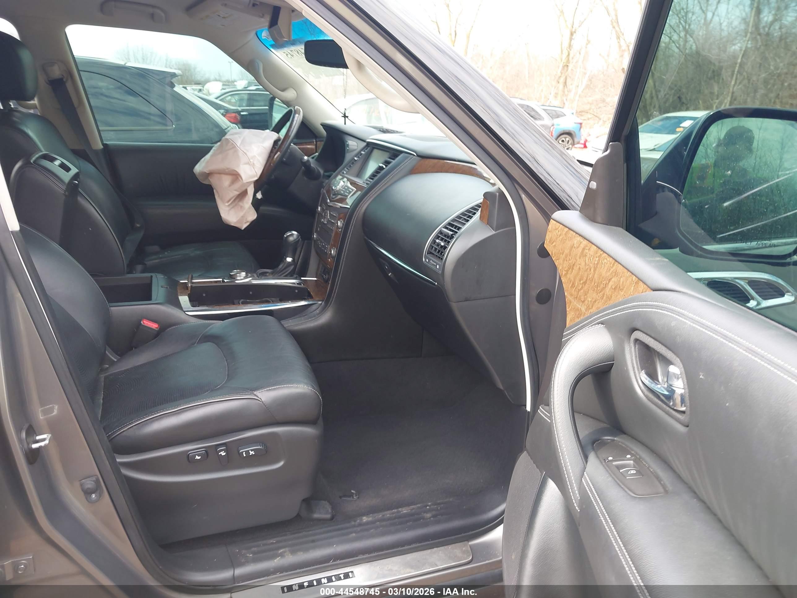 INFINITI QX80 image 5